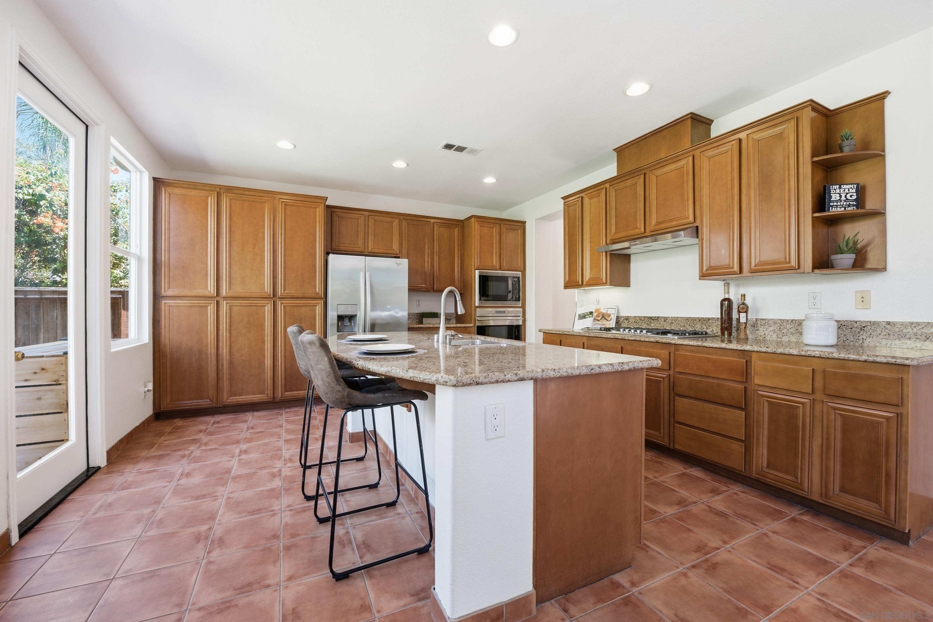 Detail Gallery Image 13 of 35 For 7264  Arroyo Grande Rd, San Diego,  CA 92129 - 4 Beds | 2/1 Baths