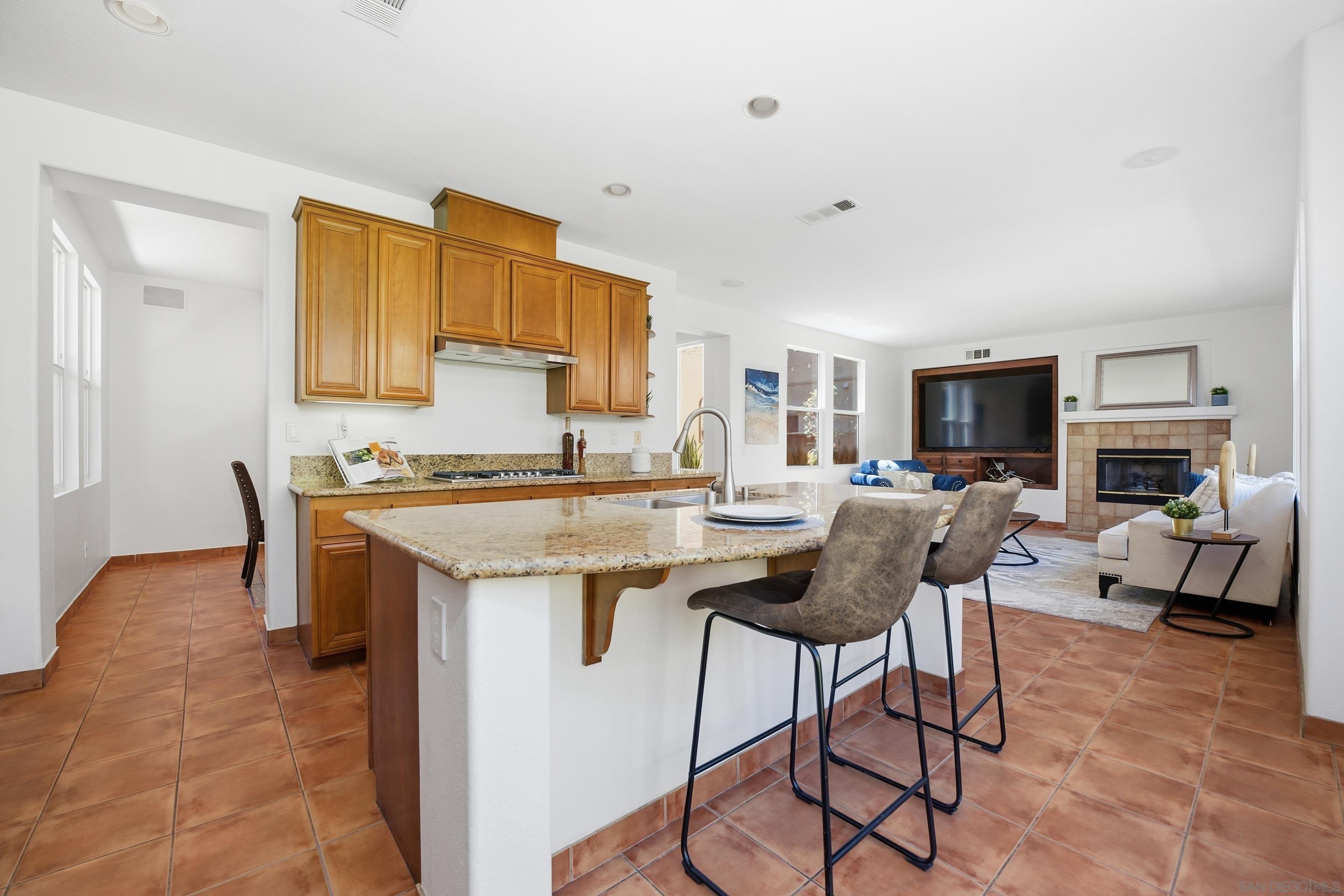 Detail Gallery Image 15 of 35 For 7264  Arroyo Grande Rd, San Diego,  CA 92129 - 4 Beds | 2/1 Baths