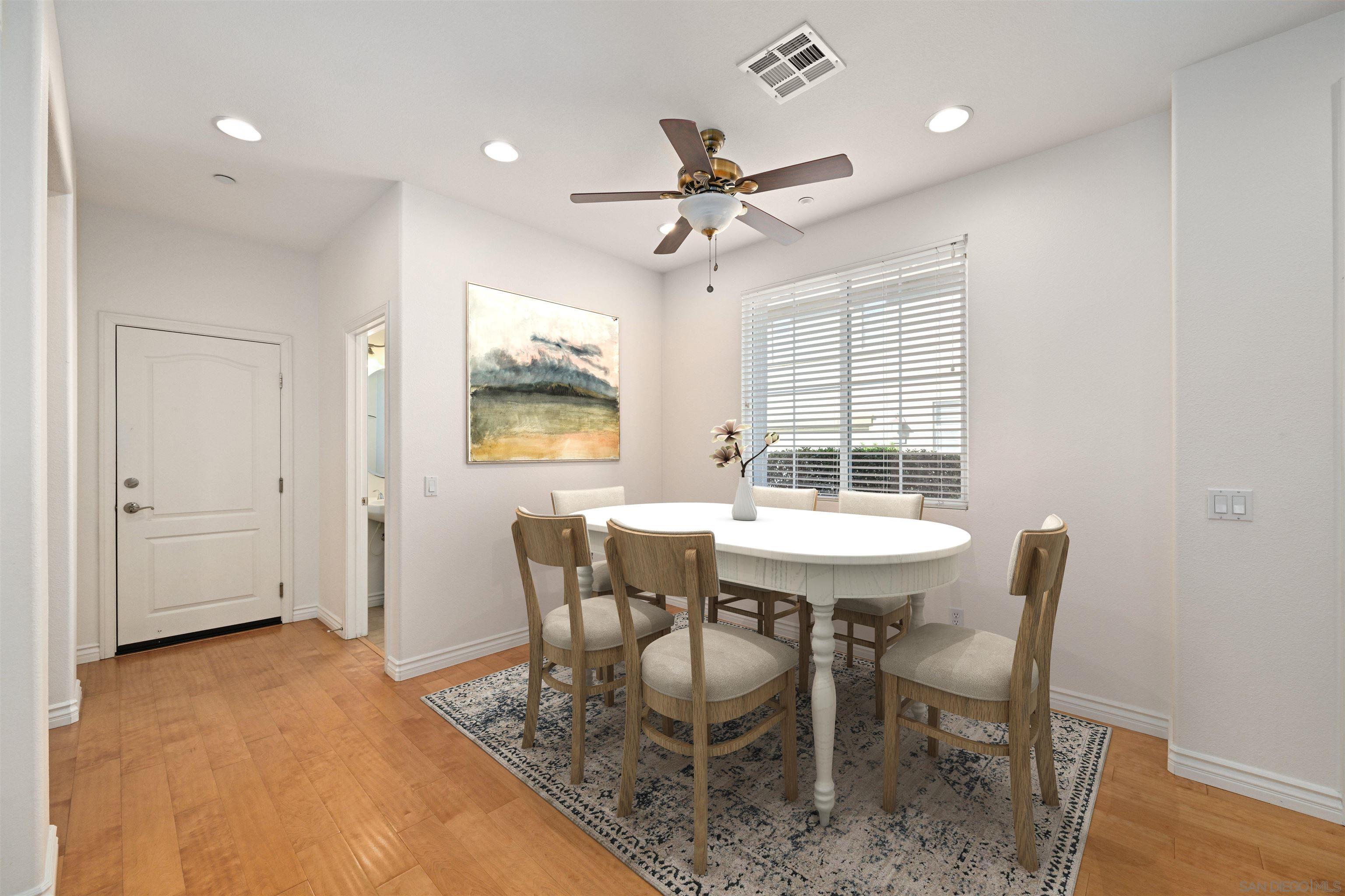 Detail Gallery Image 12 of 40 For 10521  Hollingsworth, San Diego,  CA 92127 - 3 Beds | 2/1 Baths