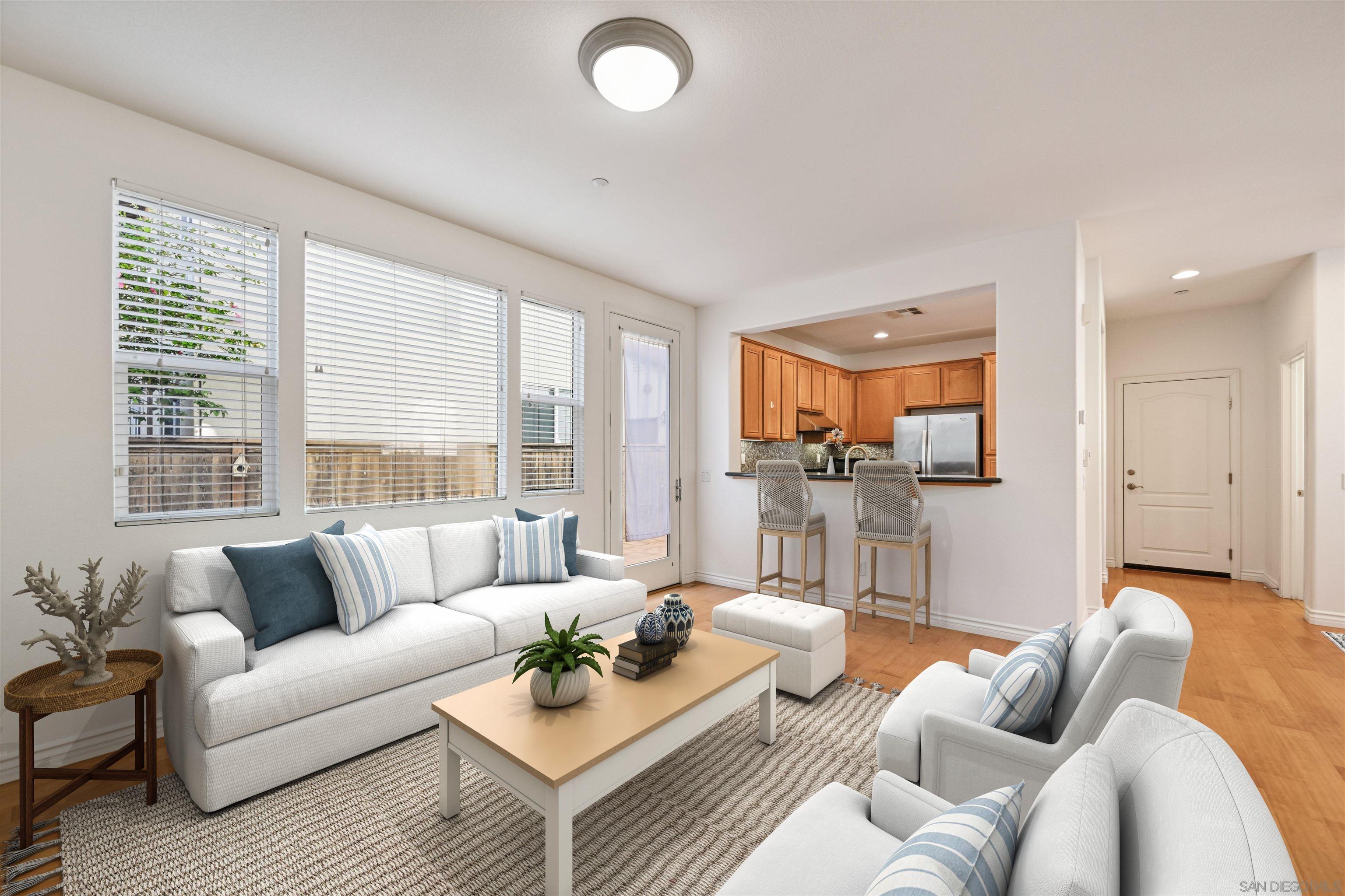 Detail Gallery Image 14 of 40 For 10521  Hollingsworth, San Diego,  CA 92127 - 3 Beds | 2/1 Baths