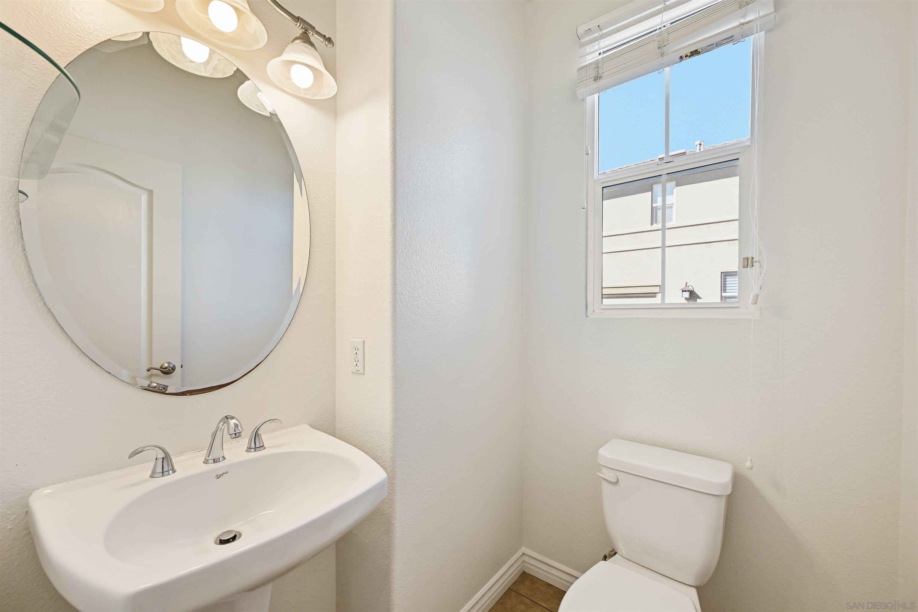 Detail Gallery Image 21 of 40 For 10521  Hollingsworth, San Diego,  CA 92127 - 3 Beds | 2/1 Baths