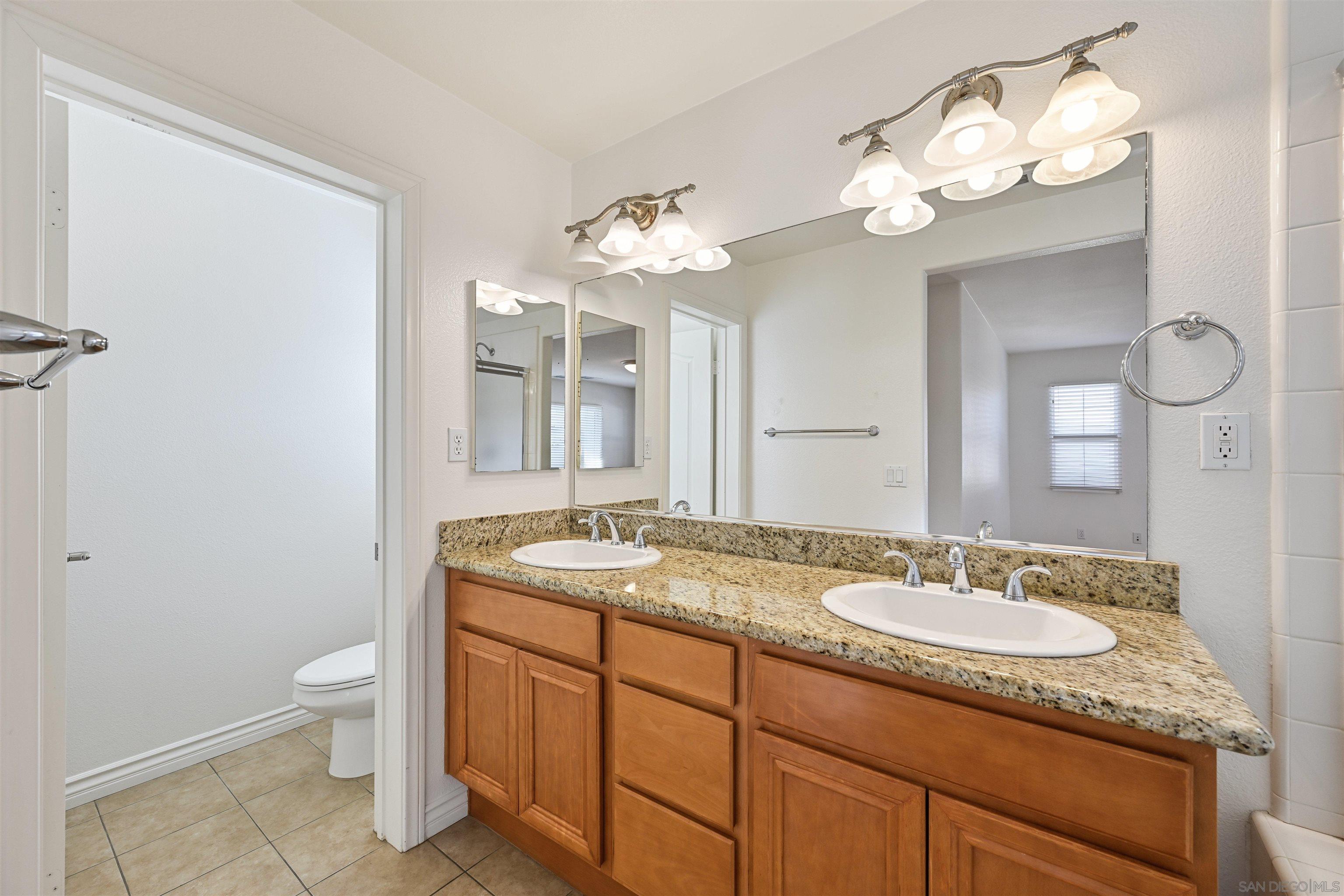 Detail Gallery Image 24 of 40 For 10521  Hollingsworth, San Diego,  CA 92127 - 3 Beds | 2/1 Baths