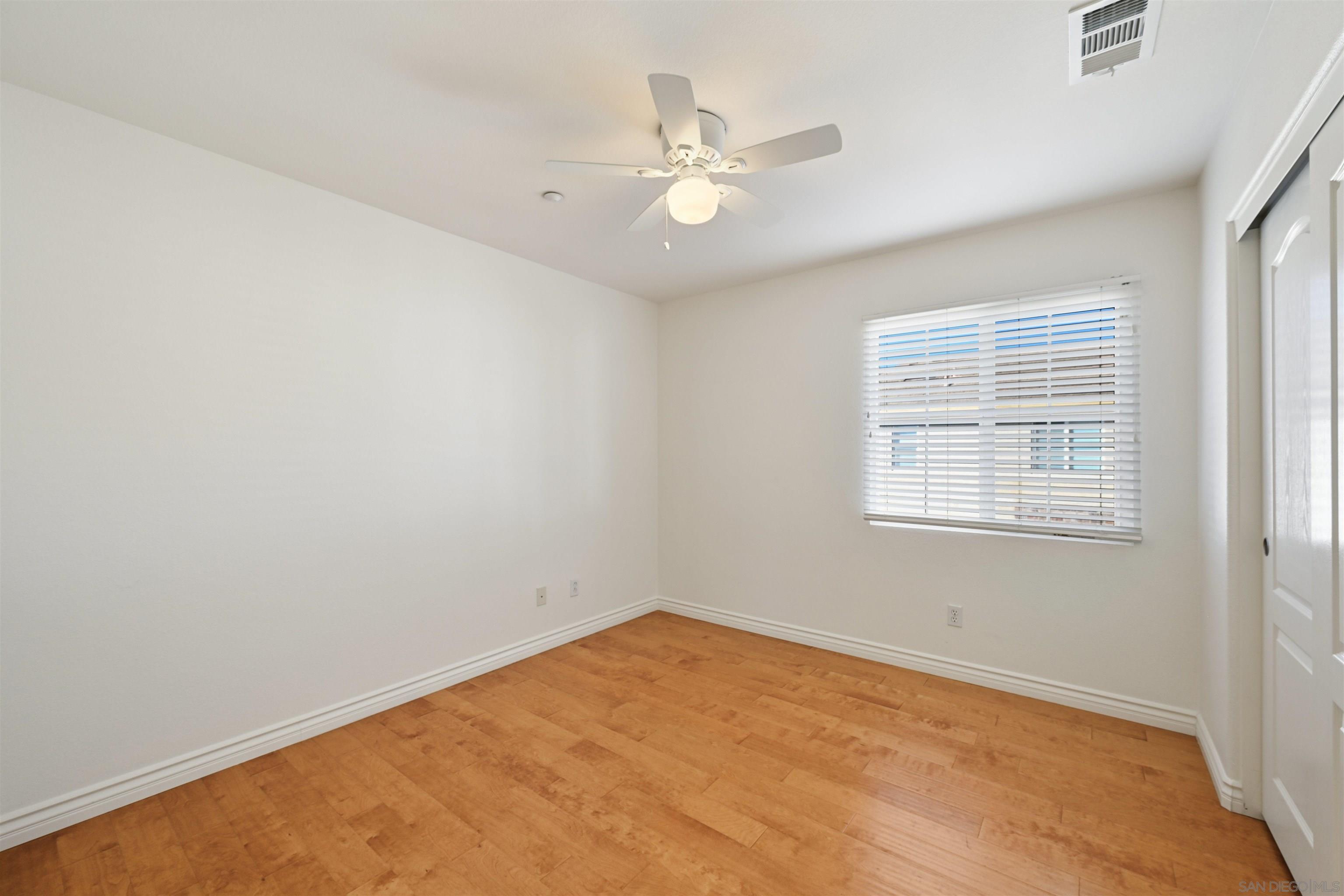 Detail Gallery Image 26 of 40 For 10521  Hollingsworth, San Diego,  CA 92127 - 3 Beds | 2/1 Baths