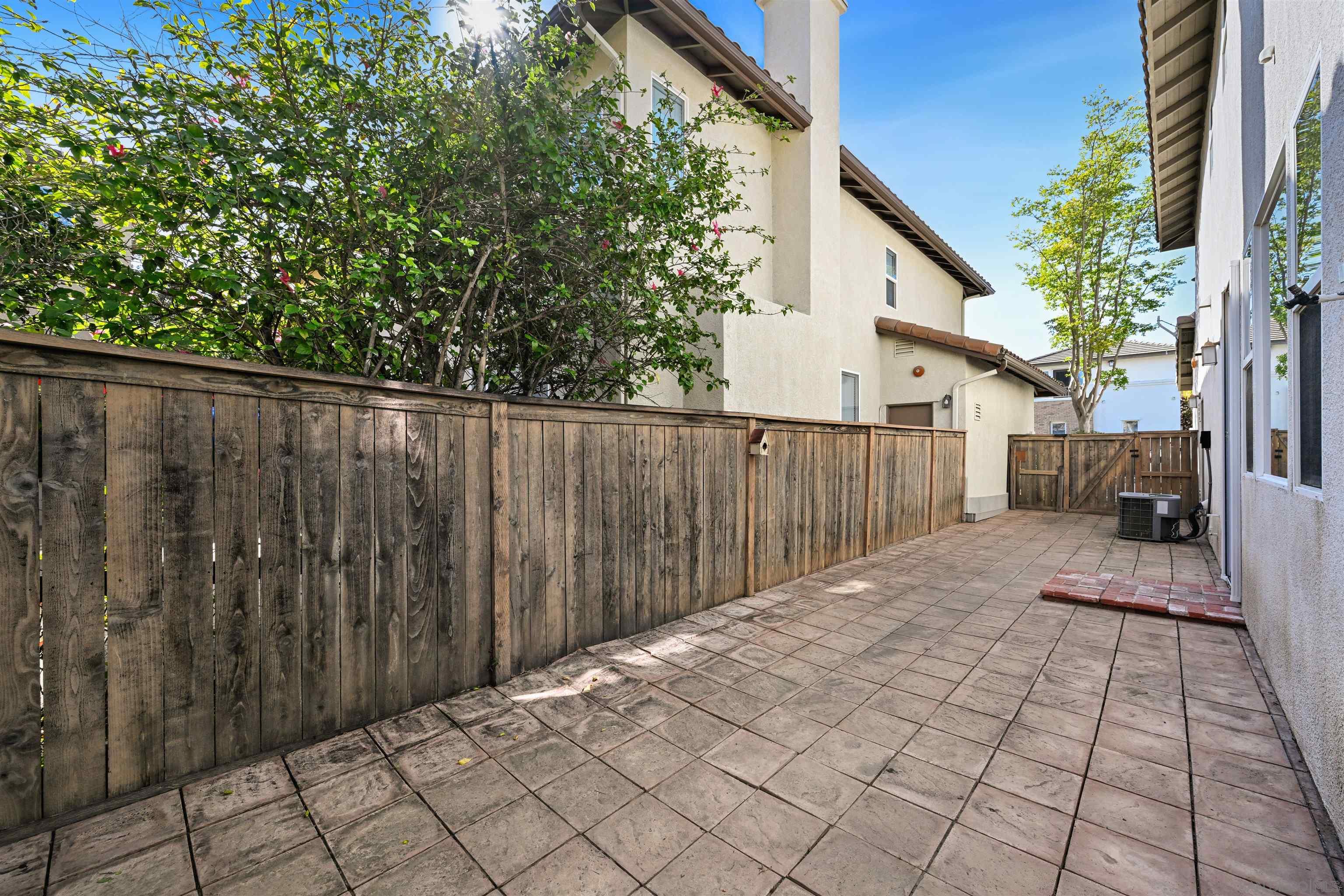 Detail Gallery Image 34 of 40 For 10521  Hollingsworth, San Diego,  CA 92127 - 3 Beds | 2/1 Baths