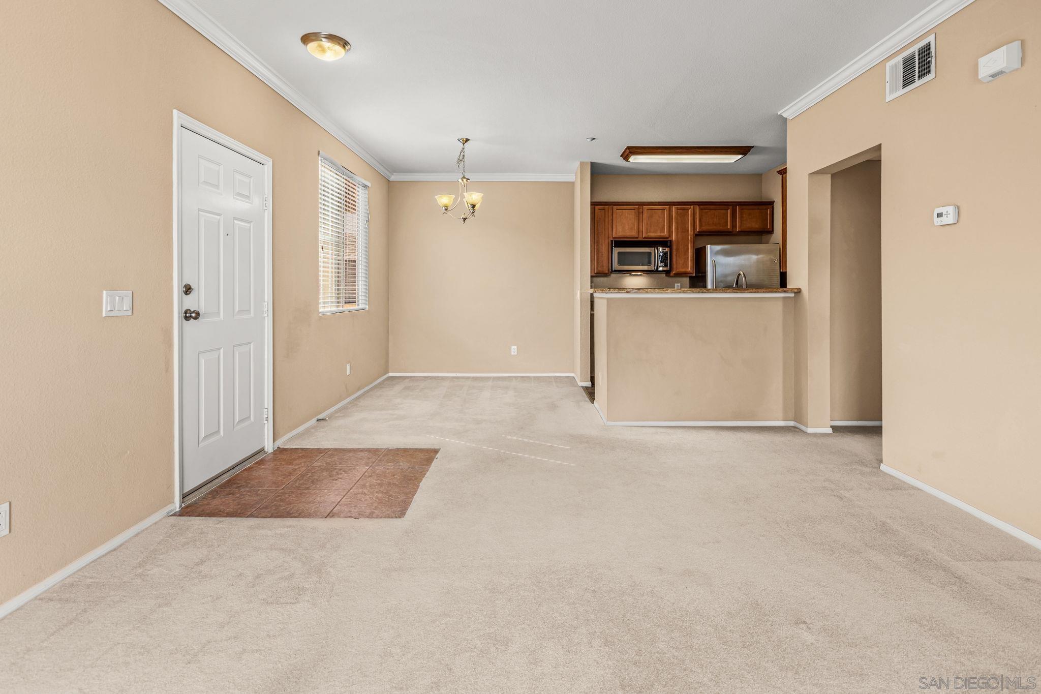 Detail Gallery Image 7 of 22 For 3835  Elijah Ct  #533,  San Diego,  CA 92130 - 1 Beds | 1 Baths