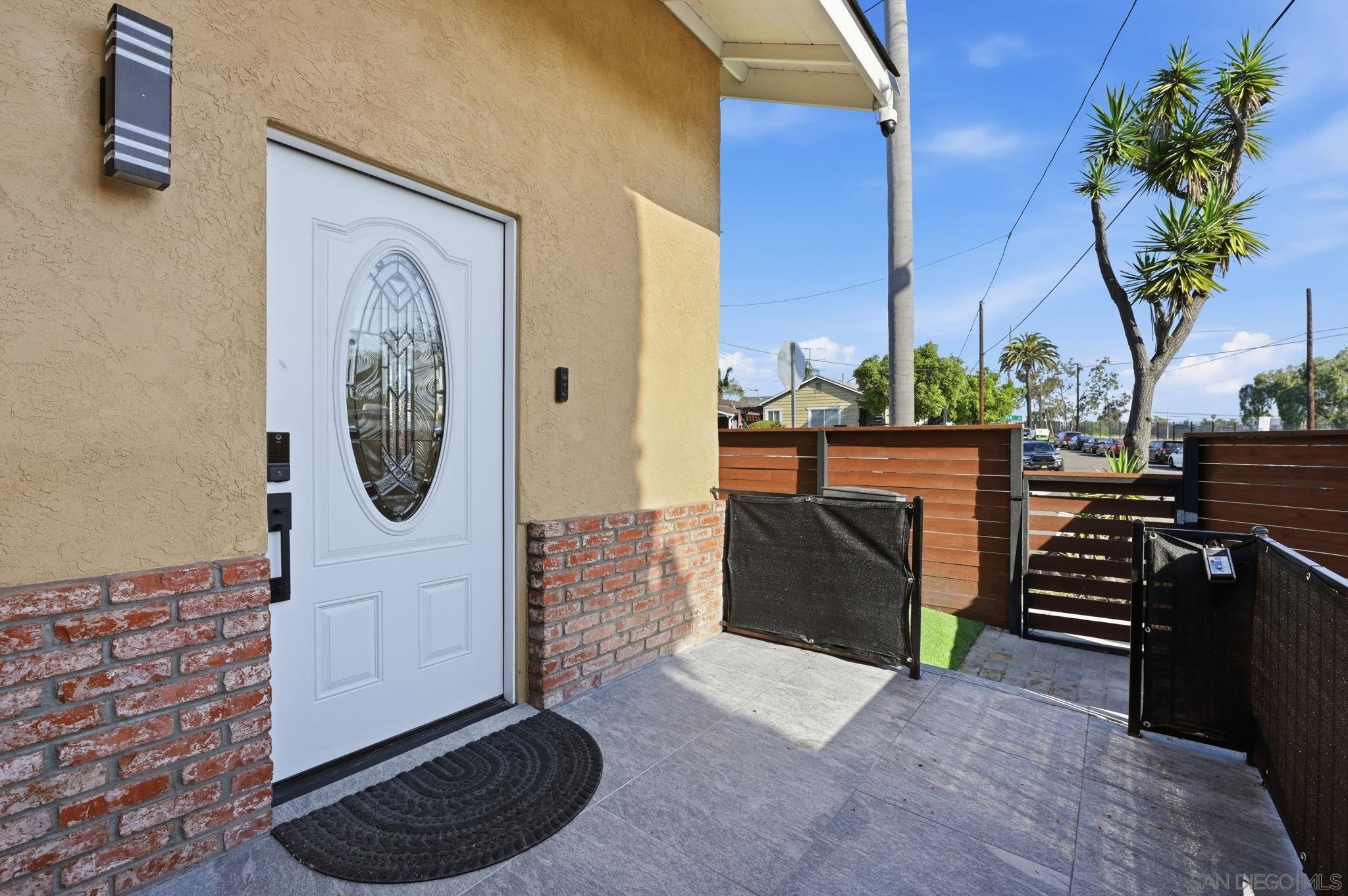 Detail Gallery Image 2 of 36 For 3219  Polk Ave, San Diego,  CA 92104 - 2 Beds | 1 Baths