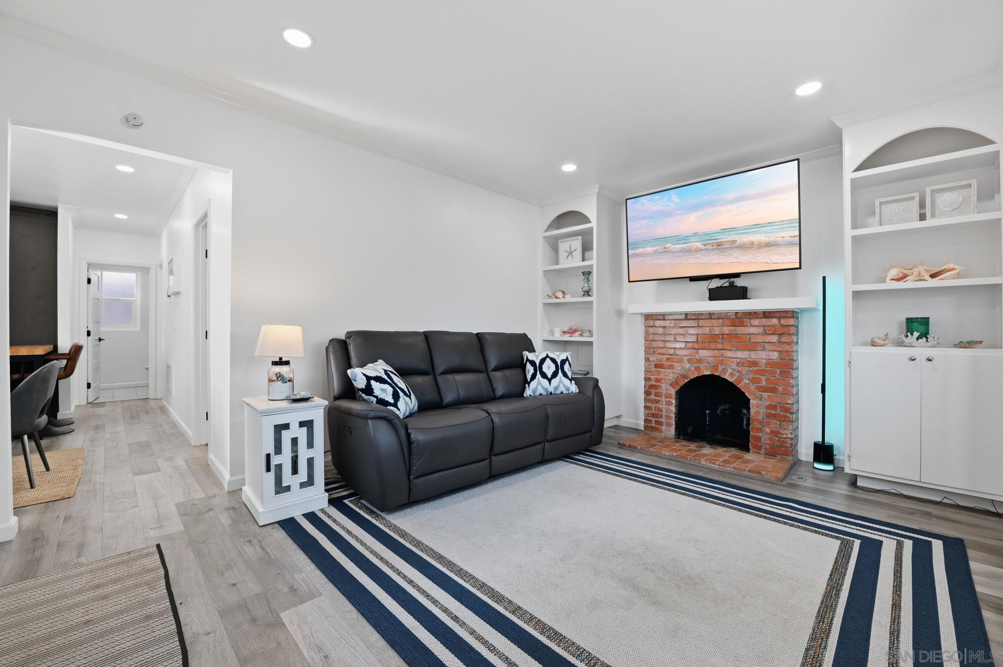 Detail Gallery Image 11 of 36 For 3219  Polk Ave, San Diego,  CA 92104 - 2 Beds | 1 Baths