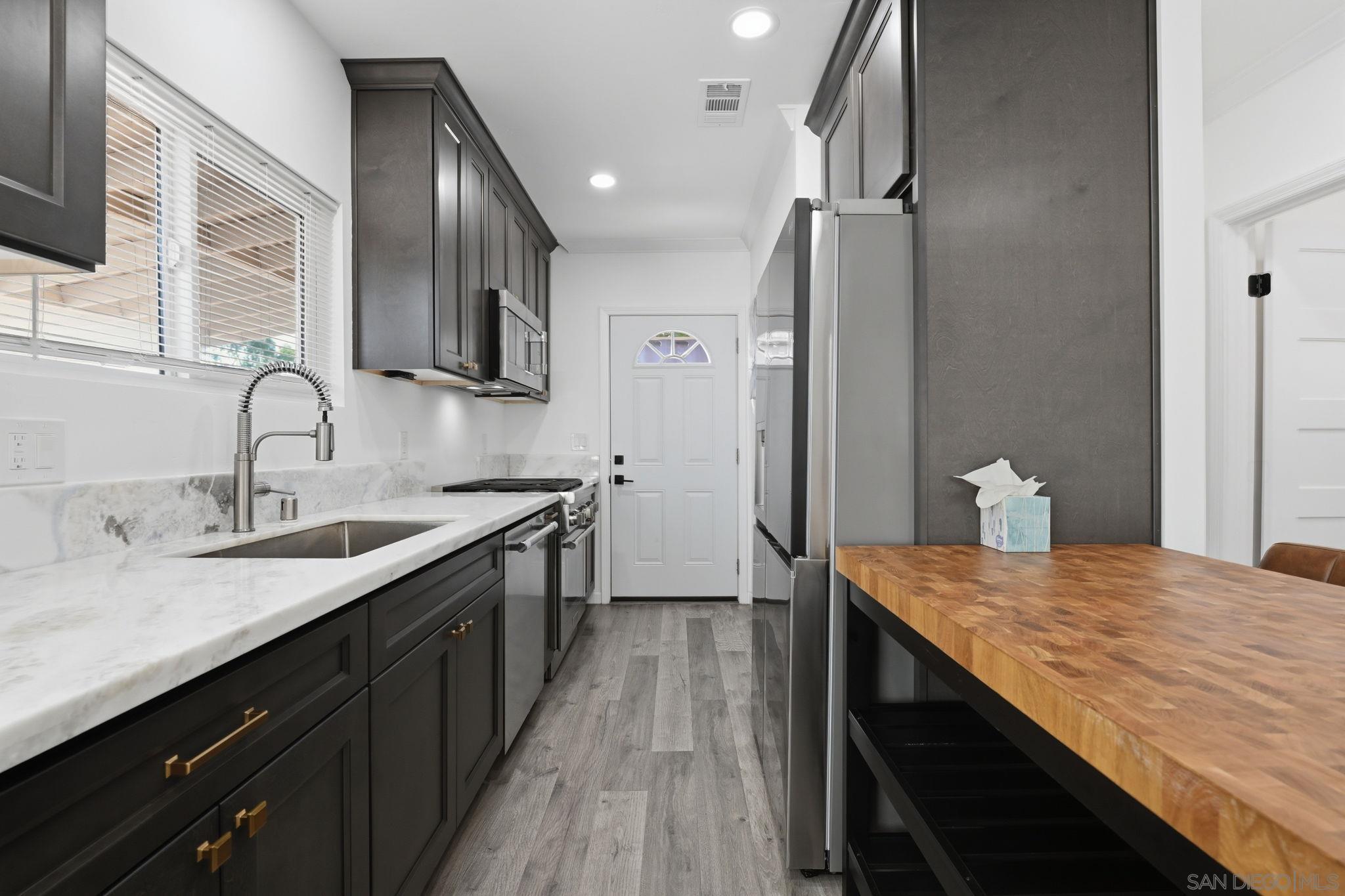 Detail Gallery Image 13 of 36 For 3219  Polk Ave, San Diego,  CA 92104 - 2 Beds | 1 Baths