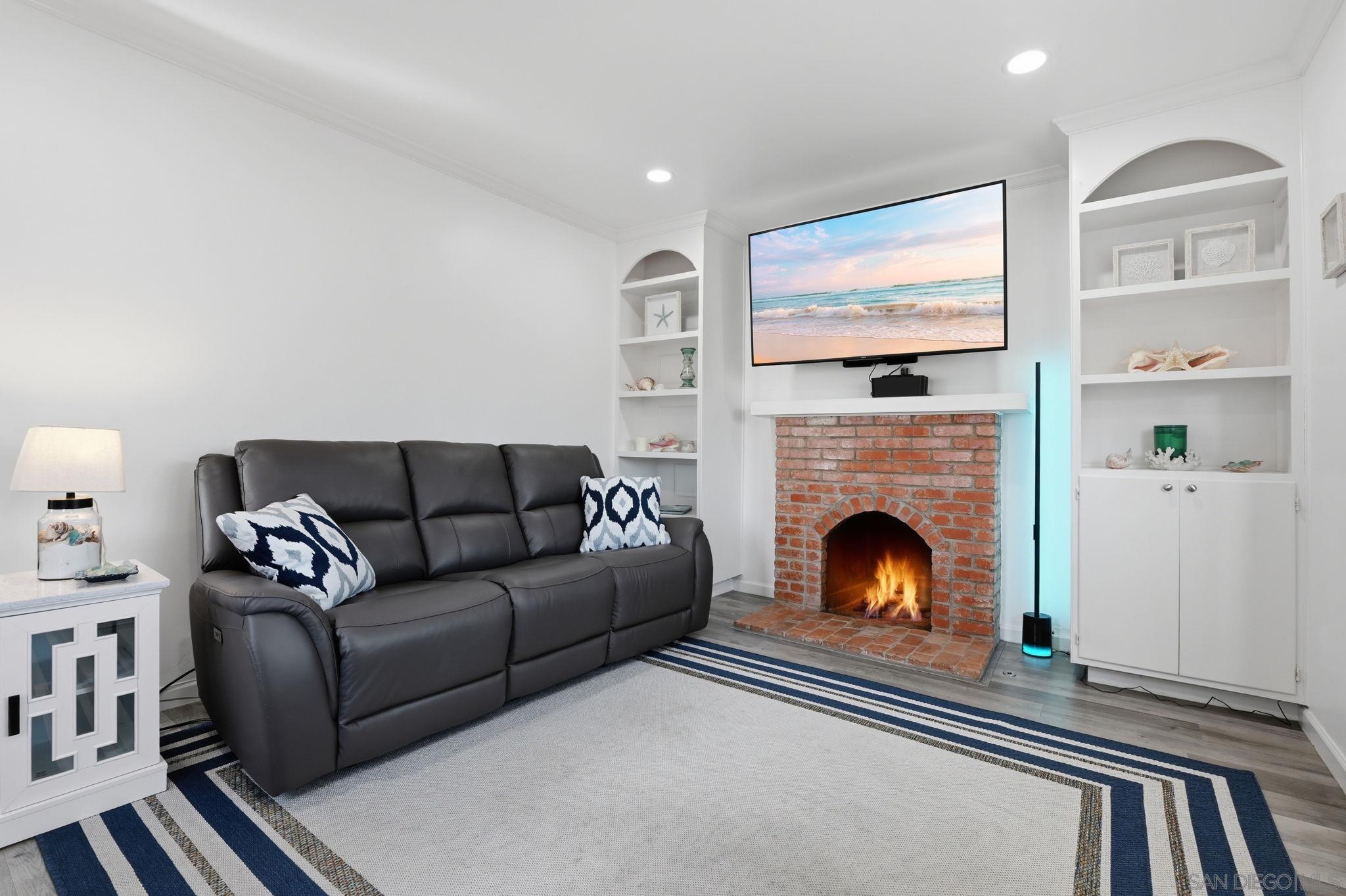 Detail Gallery Image 8 of 36 For 3219  Polk Ave, San Diego,  CA 92104 - 2 Beds | 1 Baths