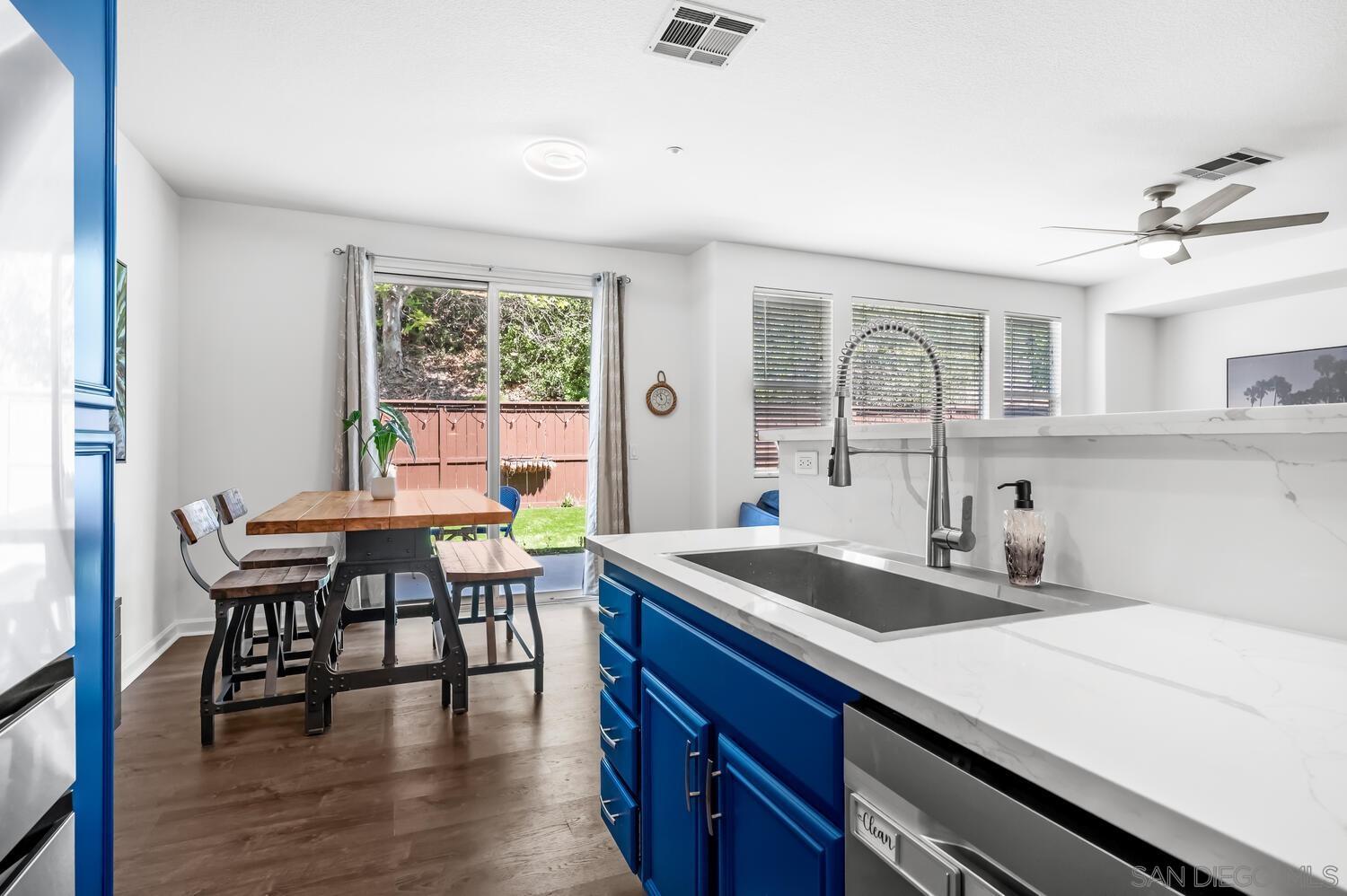 Detail Gallery Image 12 of 48 For 339  Caminito Barcelona, Chula Vista,  CA 91914 - 3 Beds | 2/1 Baths