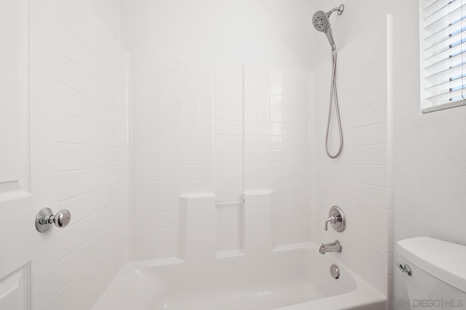 Detail Gallery Image 30 of 48 For 339  Caminito Barcelona, Chula Vista,  CA 91914 - 3 Beds | 2/1 Baths