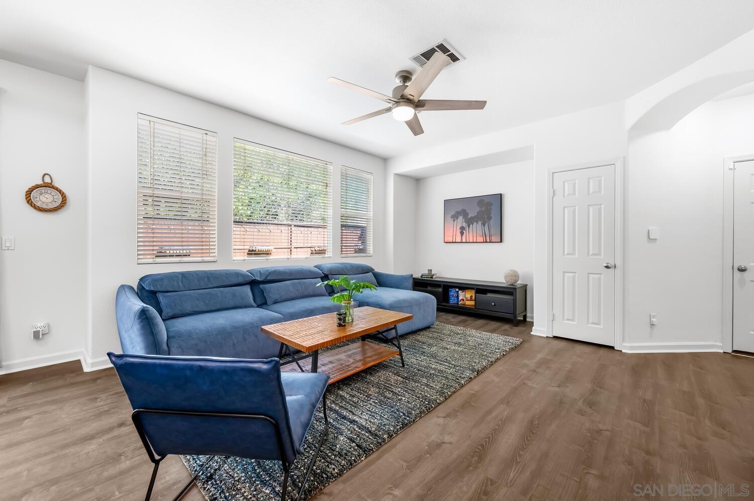 Detail Gallery Image 4 of 48 For 339  Caminito Barcelona, Chula Vista,  CA 91914 - 3 Beds | 2/1 Baths