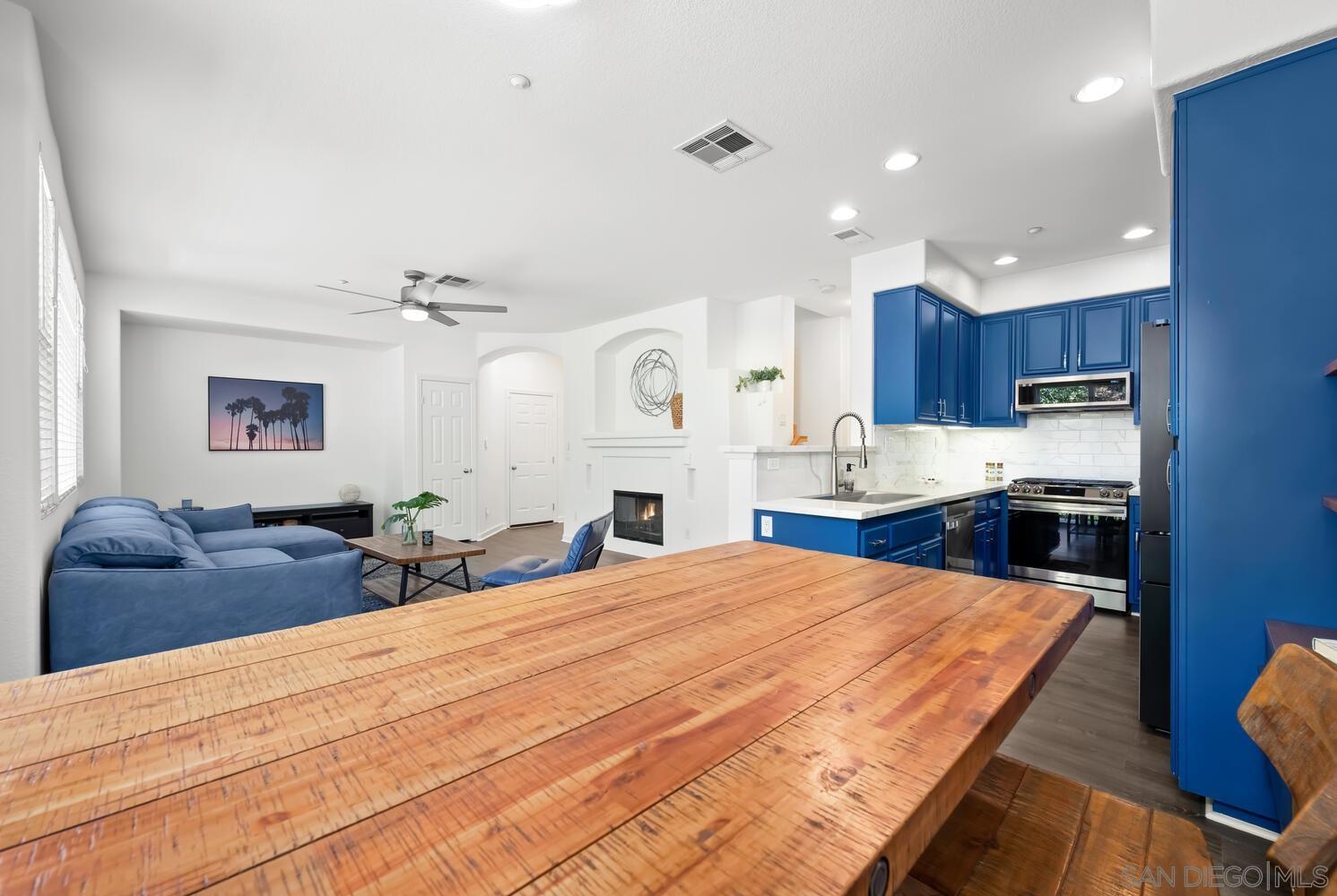 Detail Gallery Image 7 of 48 For 339  Caminito Barcelona, Chula Vista,  CA 91914 - 3 Beds | 2/1 Baths