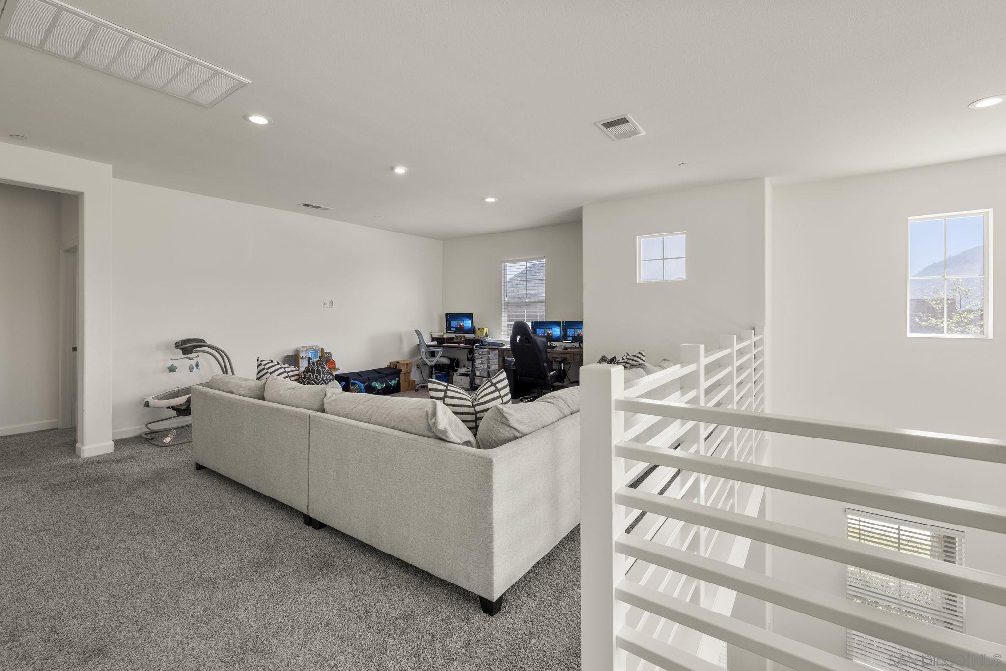 Detail Gallery Image 20 of 63 For 3029  via De Todos Santos, Fallbrook,  CA 92028 - 4 Beds | 3 Baths