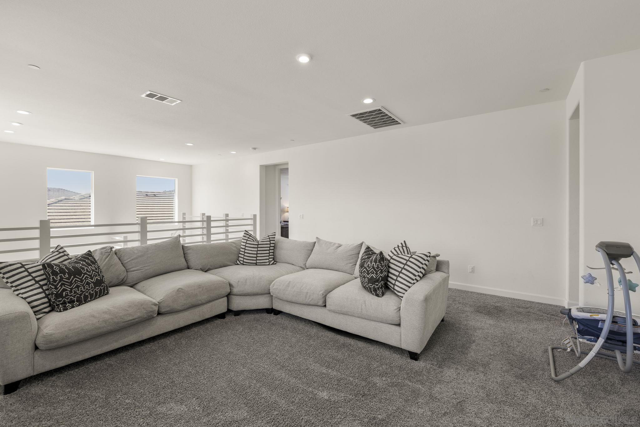 Detail Gallery Image 22 of 63 For 3029  via De Todos Santos, Fallbrook,  CA 92028 - 4 Beds | 3 Baths