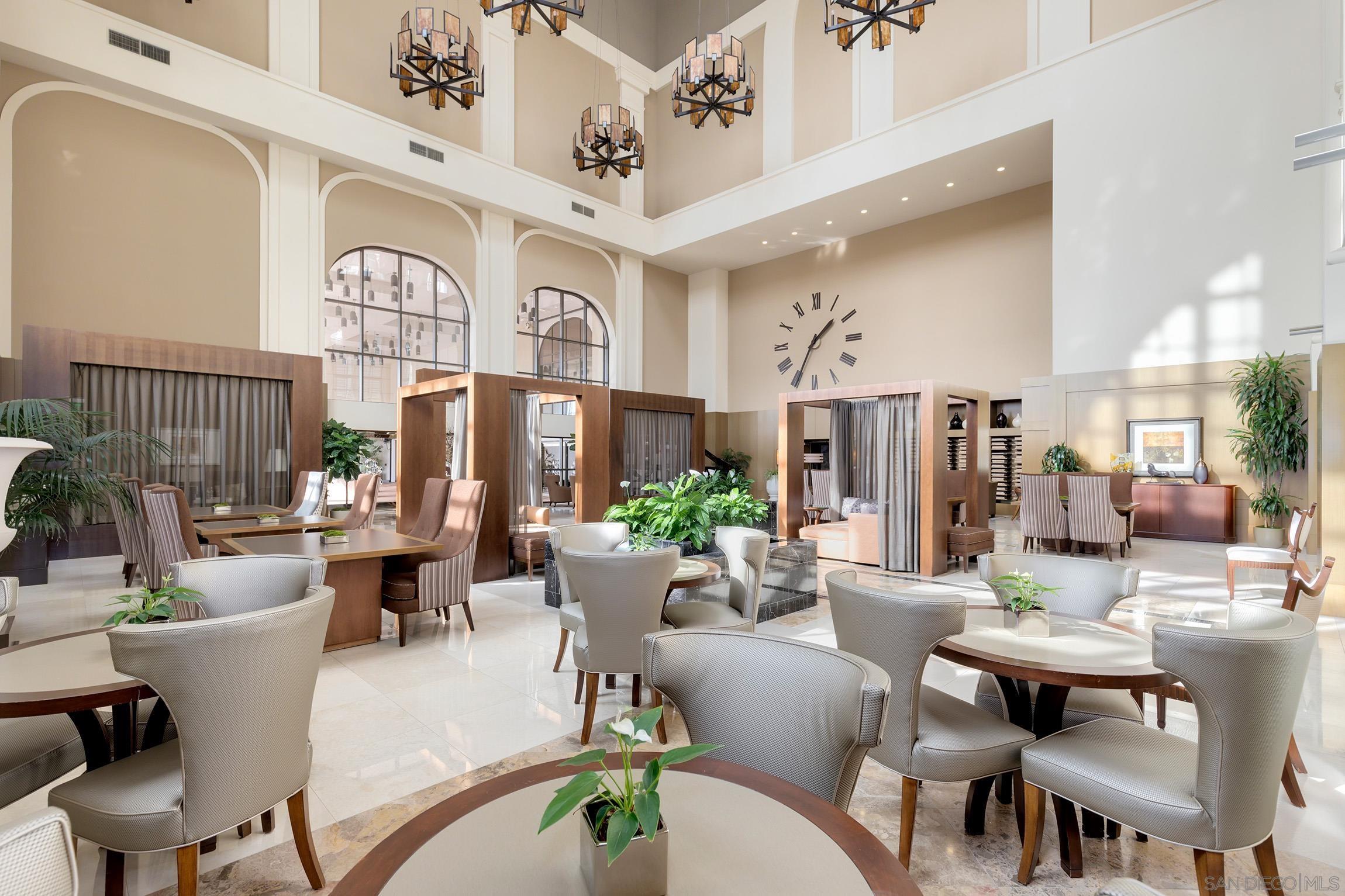 Detail Gallery Image 36 of 45 For 700 W E Street  #1001,  San Diego,  CA 92101 - 3 Beds | 2 Baths