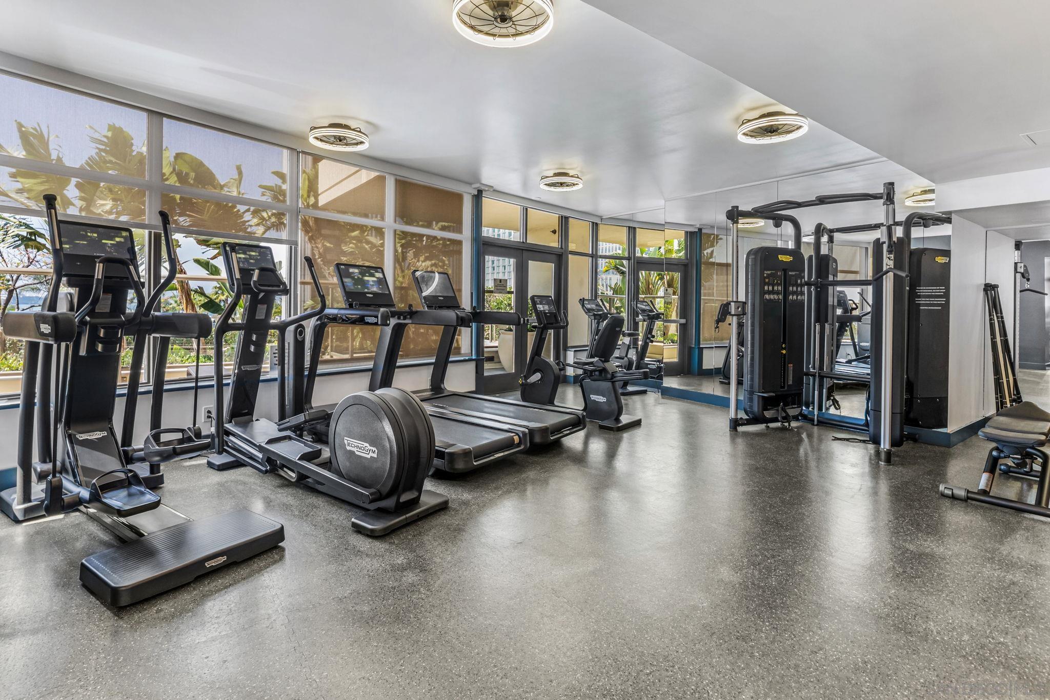 Detail Gallery Image 37 of 45 For 700 W E Street  #1001,  San Diego,  CA 92101 - 3 Beds | 2 Baths