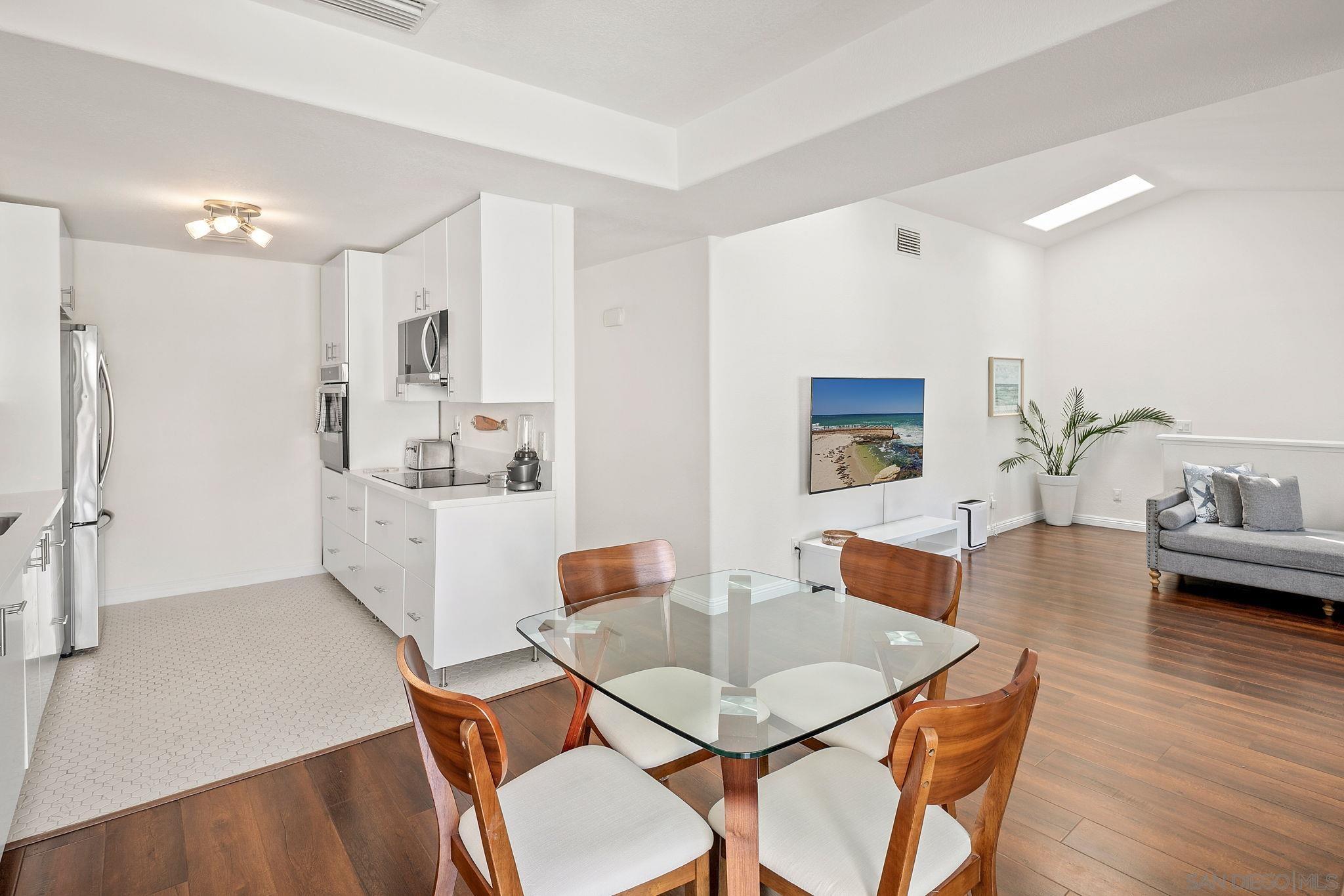 Detail Gallery Image 10 of 28 For 9985  Scripps Westview Way  #41,  San Diego,  CA 92131 - 2 Beds | 2 Baths