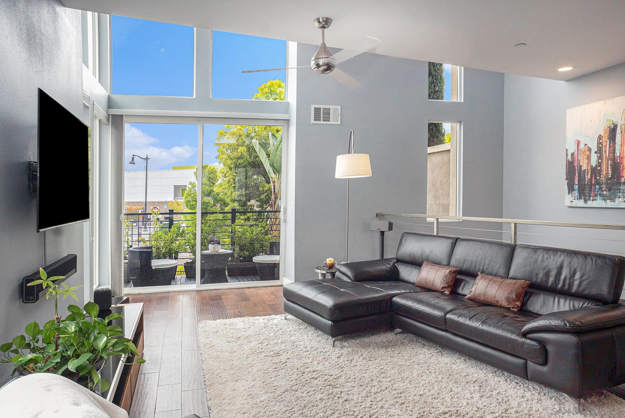 Detail Gallery Image 13 of 63 For 2440  via Alta, San Diego,  CA 92108 - 2 Beds | 2/1 Baths