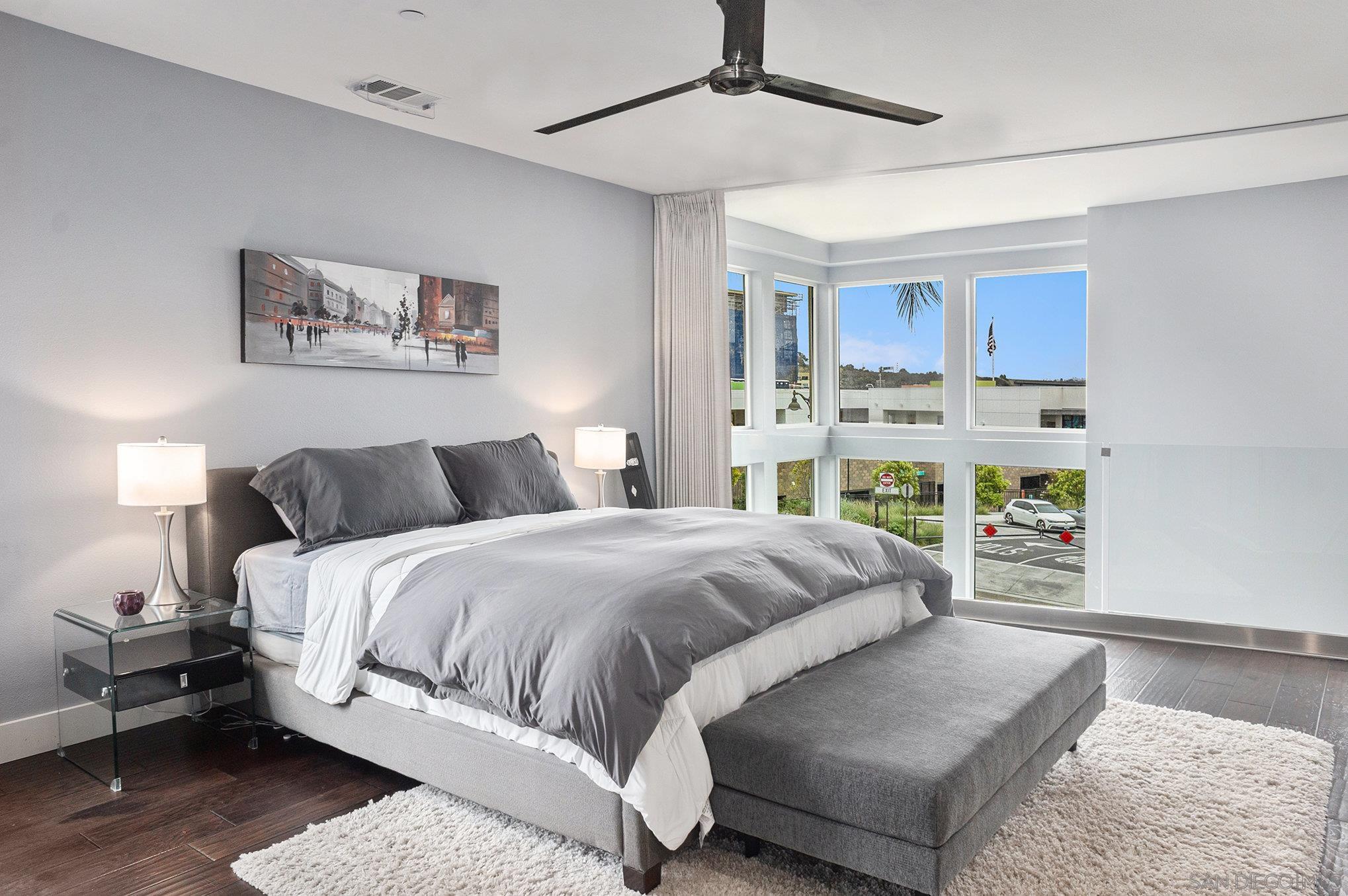 Detail Gallery Image 13 of 30 For 2440  via Alta, San Diego,  CA 92108 - 2 Beds | 2/1 Baths