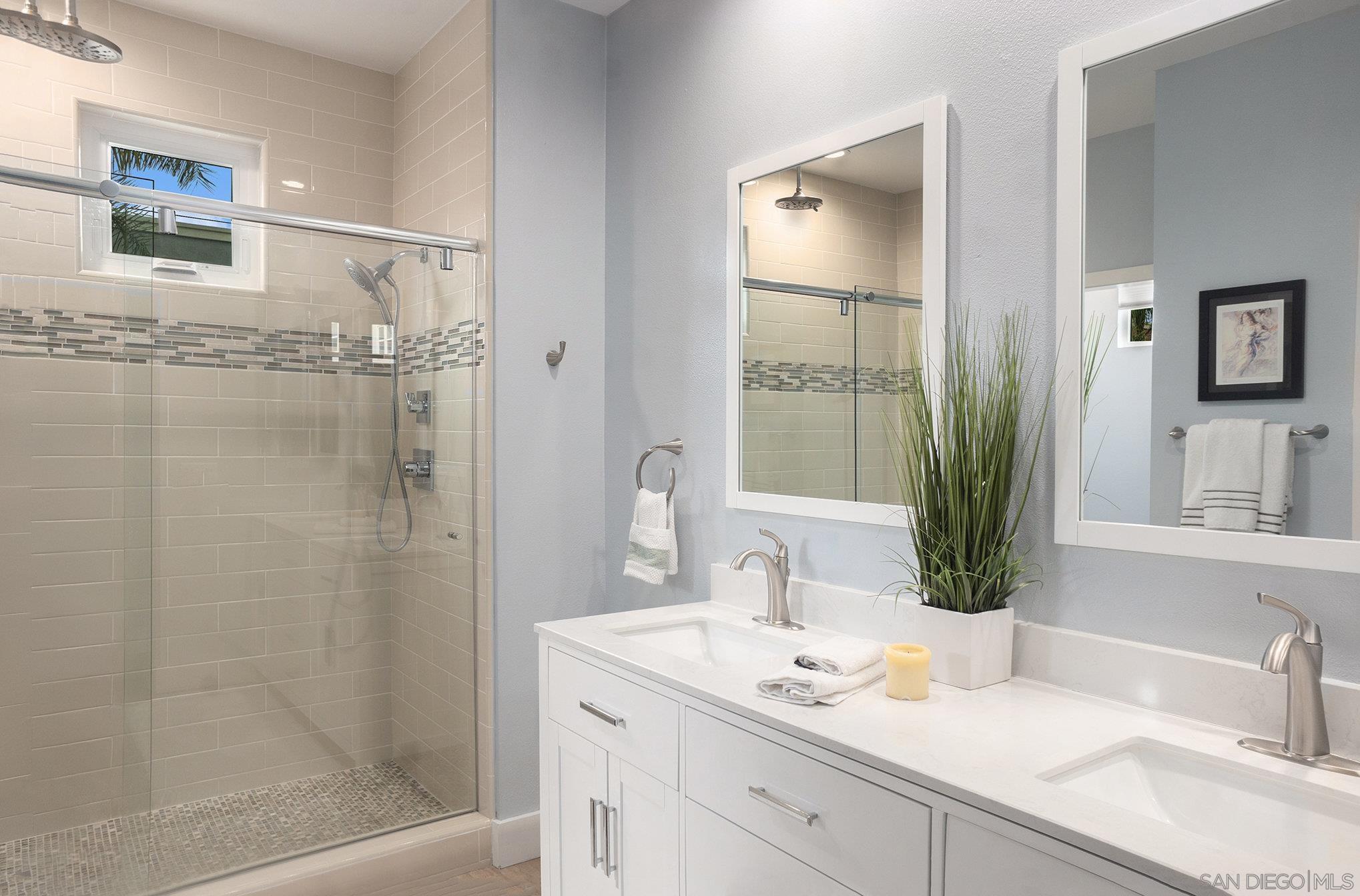 Detail Gallery Image 15 of 30 For 2440  via Alta, San Diego,  CA 92108 - 2 Beds | 2/1 Baths