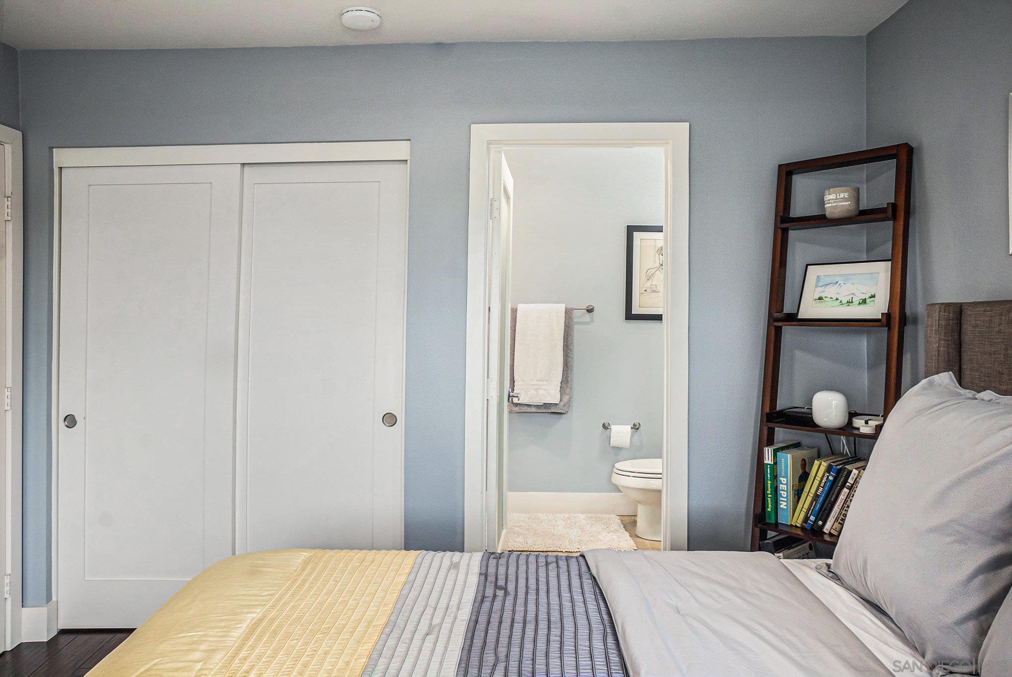 Detail Gallery Image 28 of 63 For 2440  via Alta, San Diego,  CA 92108 - 2 Beds | 2/1 Baths