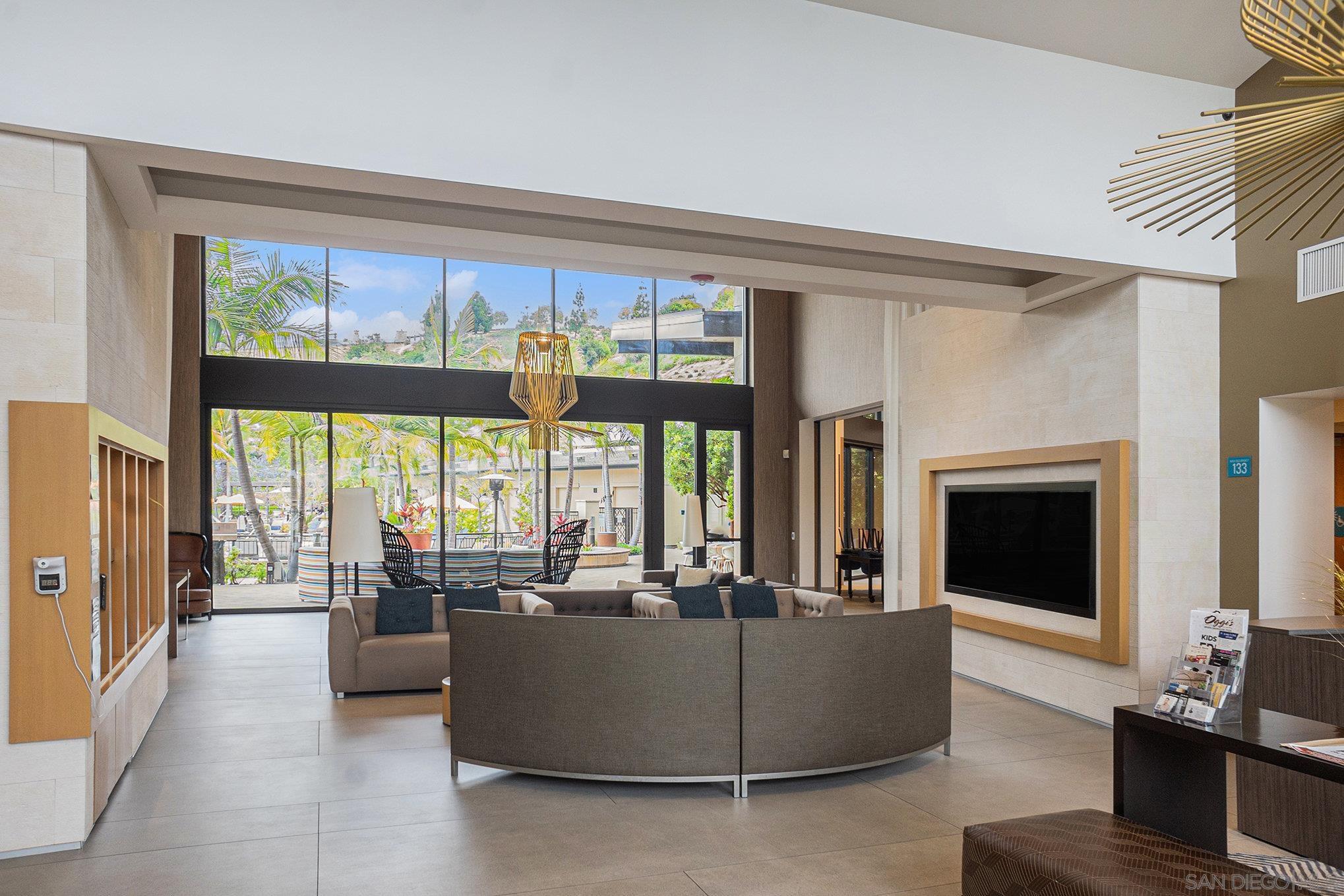 Detail Gallery Image 24 of 30 For 2440  via Alta, San Diego,  CA 92108 - 2 Beds | 2/1 Baths