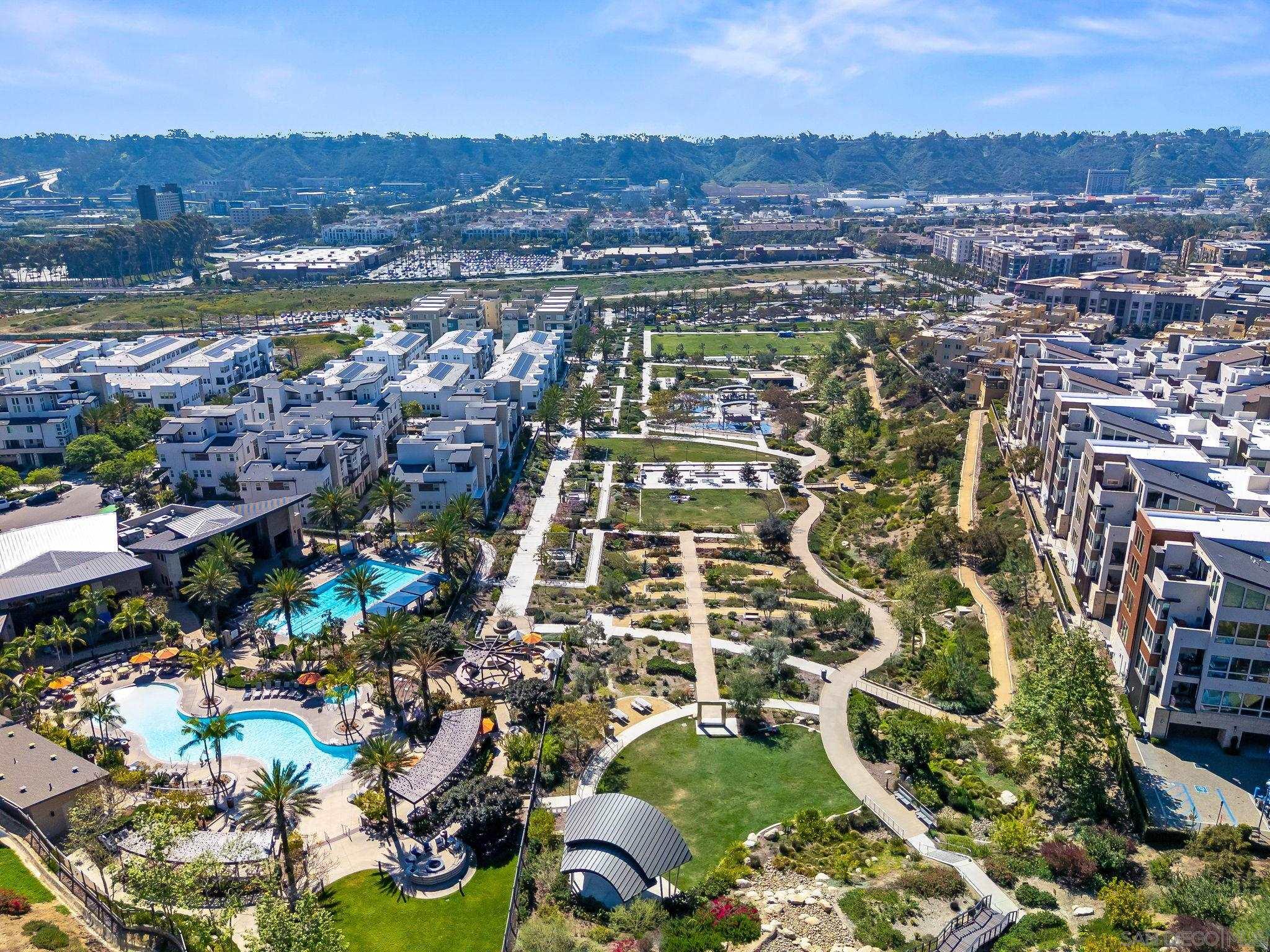 Detail Gallery Image 26 of 30 For 2440  via Alta, San Diego,  CA 92108 - 2 Beds | 2/1 Baths