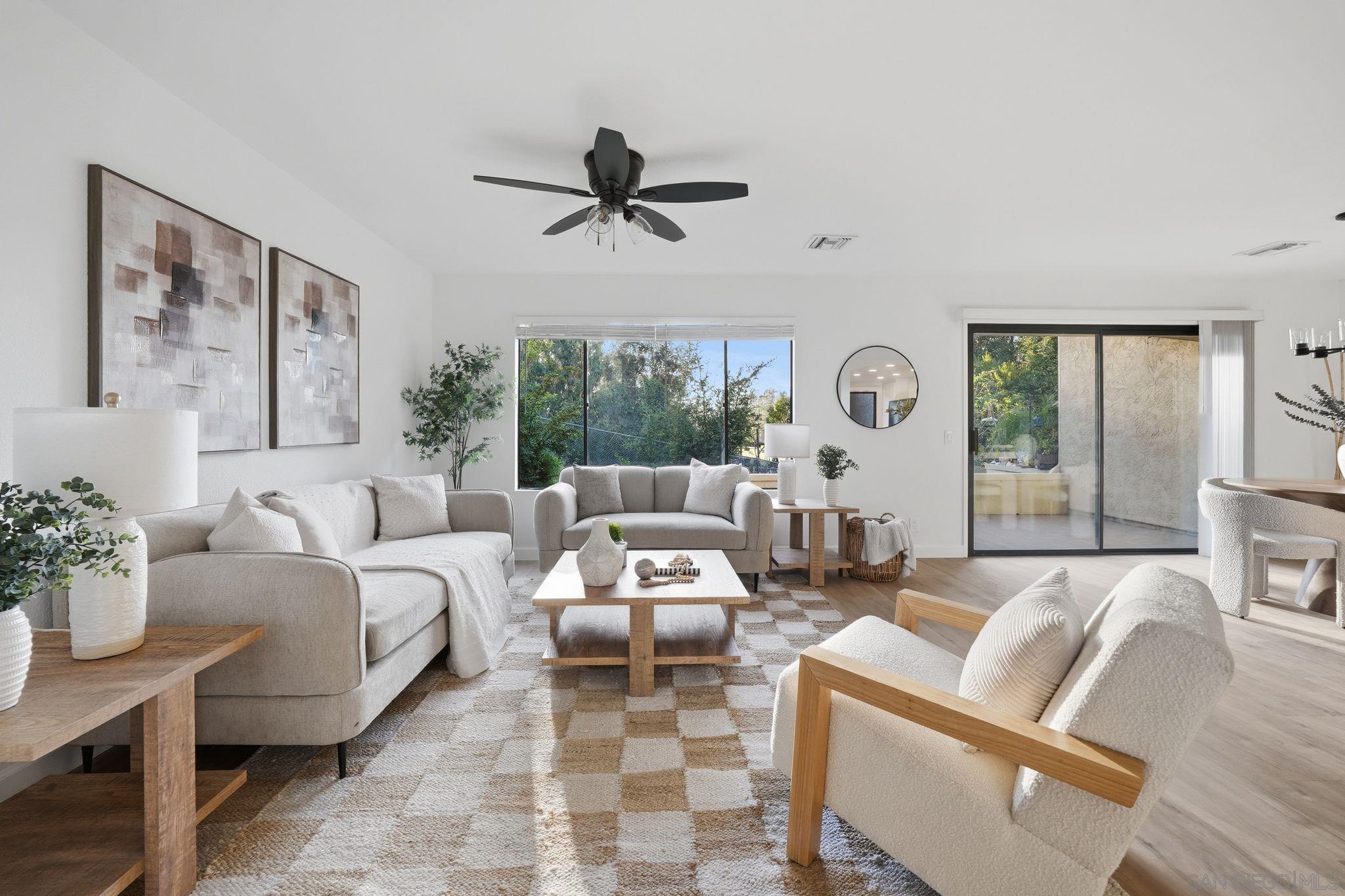 Detail Gallery Image 3 of 47 For 10450  Ridgewater Ln, San Diego,  CA 92131 - 2 Beds | 2/1 Baths