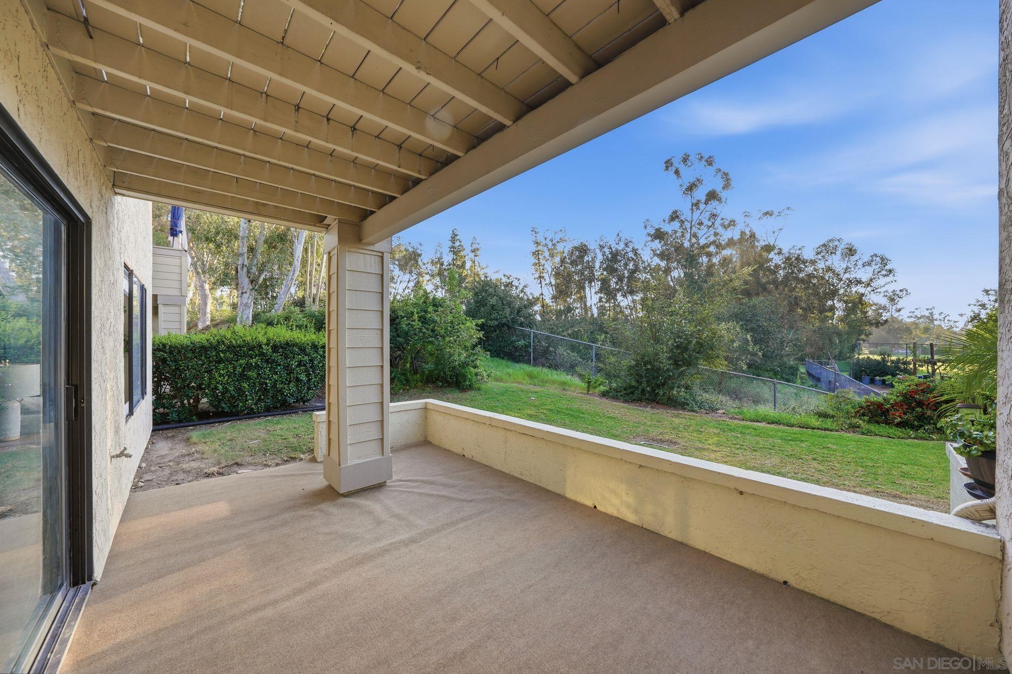Detail Gallery Image 31 of 47 For 10450  Ridgewater Ln, San Diego,  CA 92131 - 2 Beds | 2/1 Baths