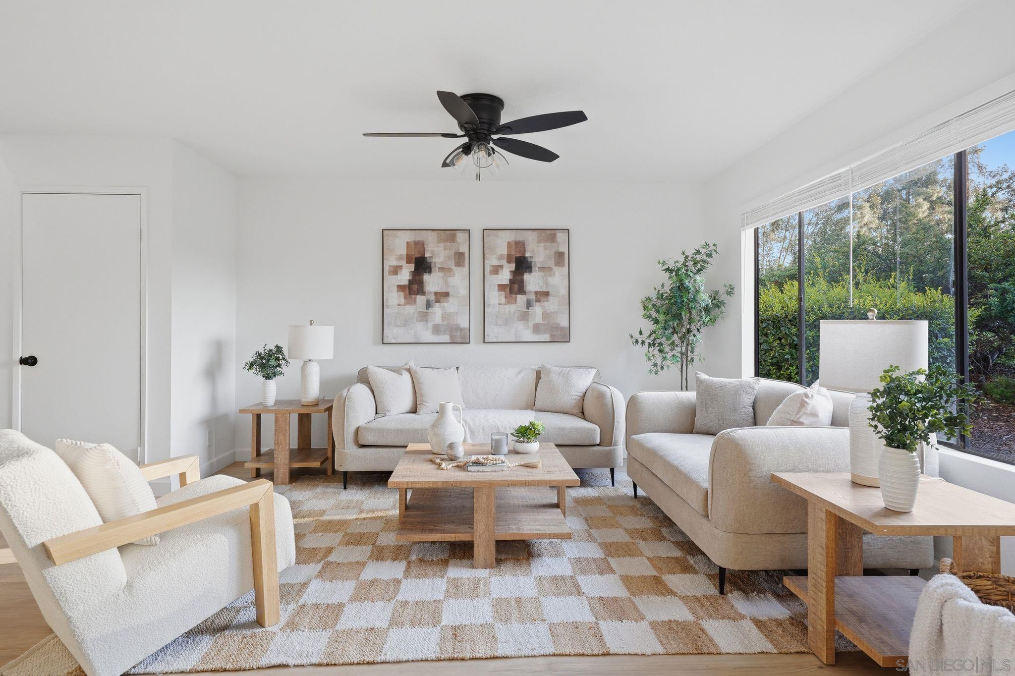 Detail Gallery Image 5 of 47 For 10450  Ridgewater Ln, San Diego,  CA 92131 - 2 Beds | 2/1 Baths