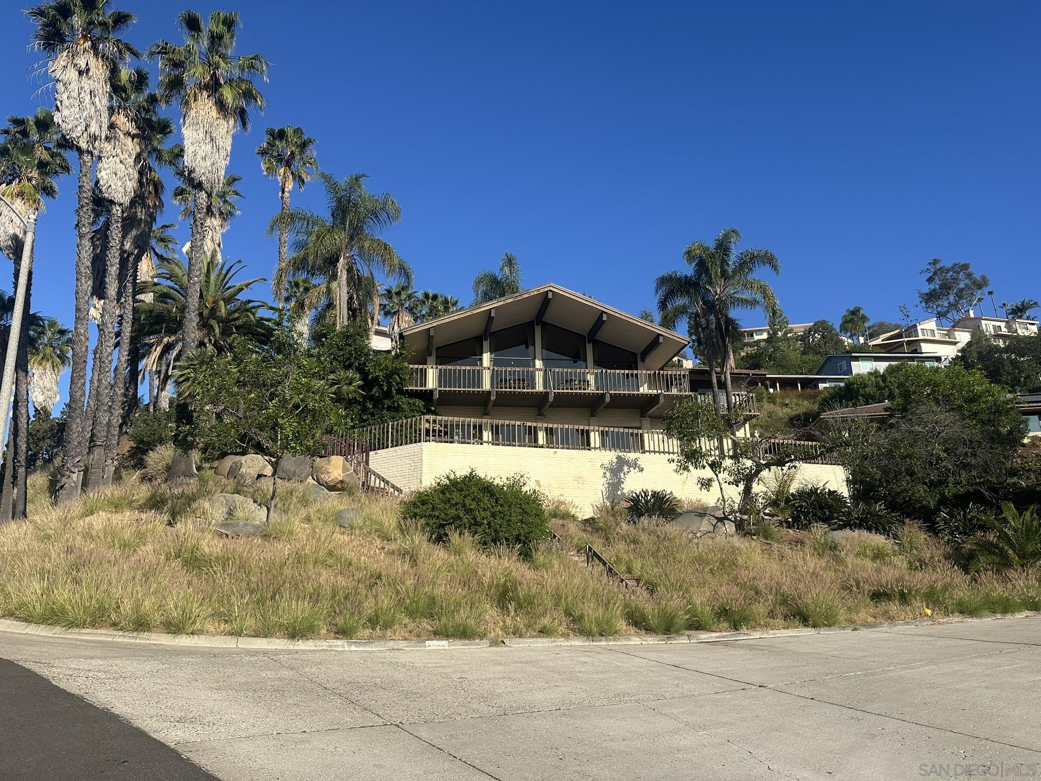 Front Image Thumbnail for SD260007078