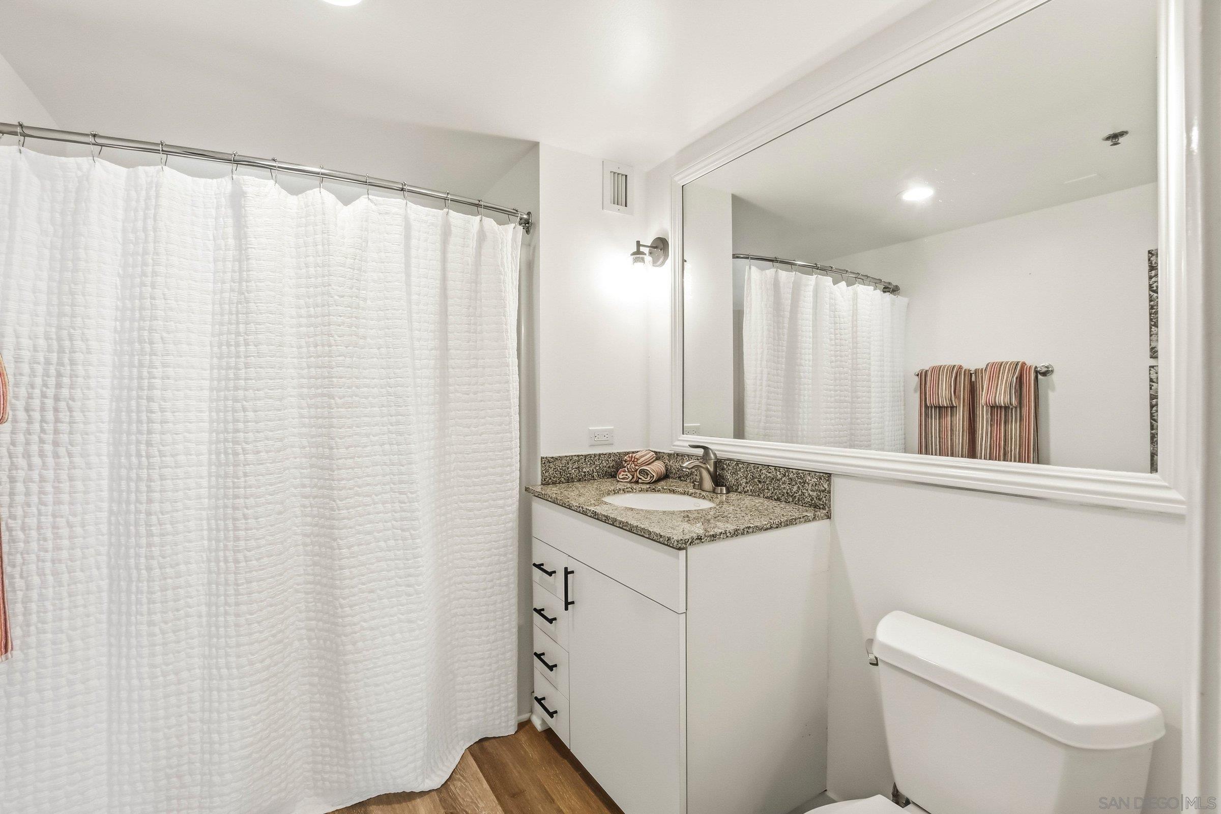 Detail Gallery Image 18 of 37 For 425 W Beech  #1607,  San Diego,  CA 92101 - 1 Beds | 1 Baths