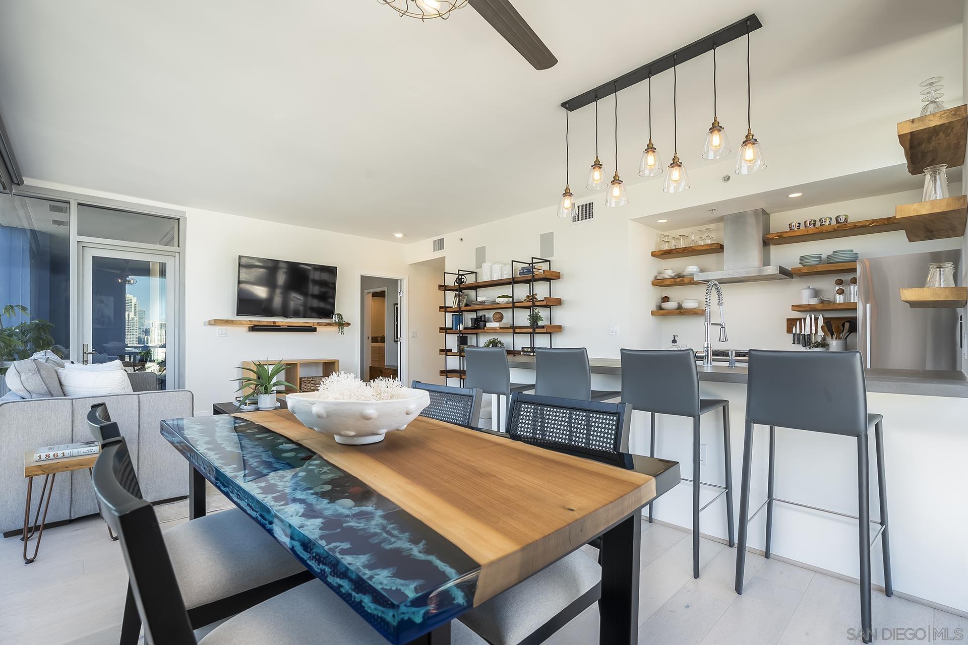 Detail Gallery Image 12 of 75 For 321  10th Ave  #2101,  San Diego,  CA 92101 - 2 Beds | 2 Baths