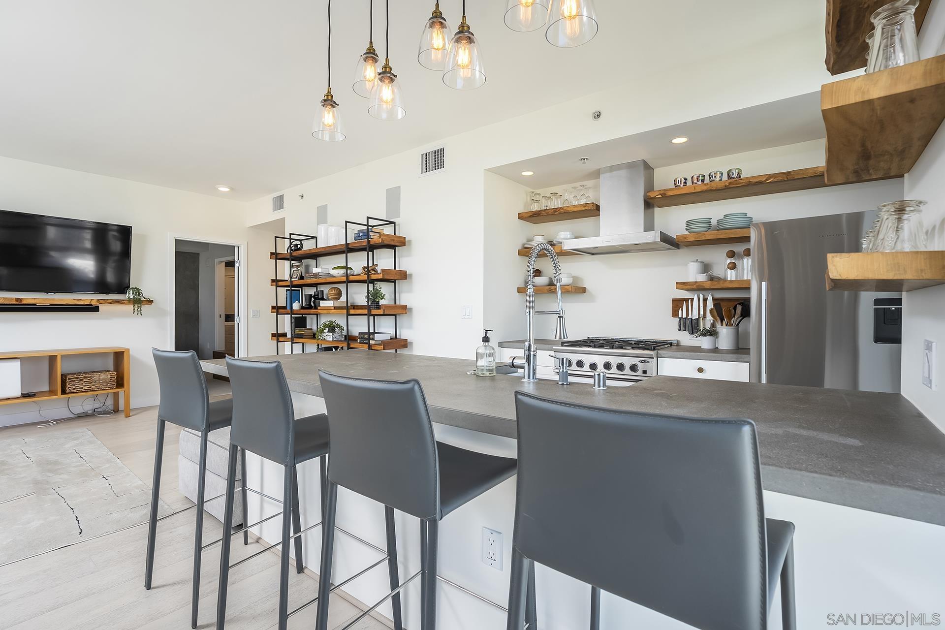 Detail Gallery Image 14 of 75 For 321  10th Ave  #2101,  San Diego,  CA 92101 - 2 Beds | 2 Baths