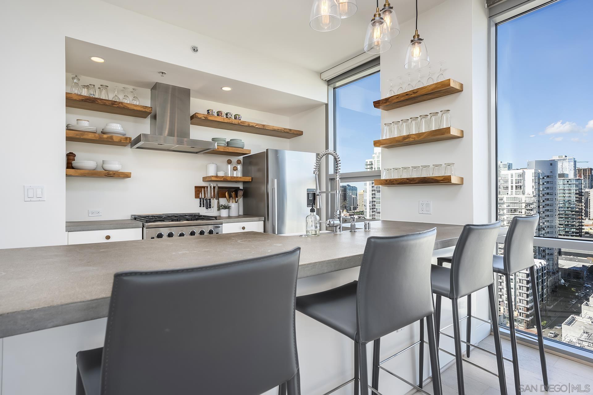 Detail Gallery Image 17 of 75 For 321  10th Ave  #2101,  San Diego,  CA 92101 - 2 Beds | 2 Baths