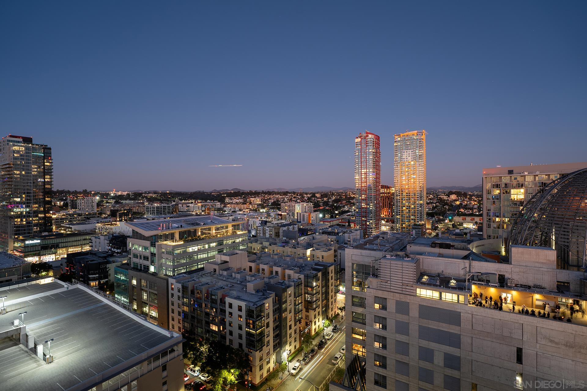 Detail Gallery Image 36 of 75 For 321  10th Ave  #2101,  San Diego,  CA 92101 - 2 Beds | 2 Baths