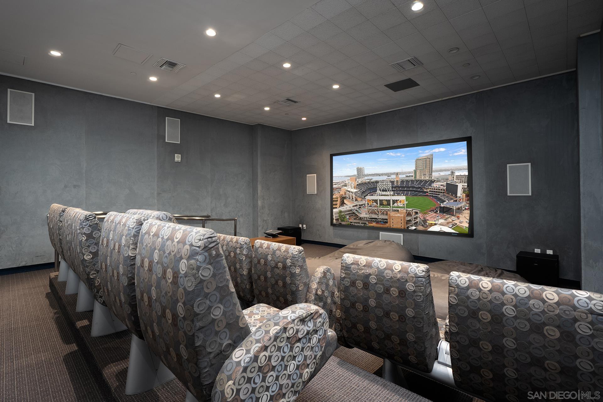 Detail Gallery Image 42 of 75 For 321  10th Ave  #2101,  San Diego,  CA 92101 - 2 Beds | 2 Baths