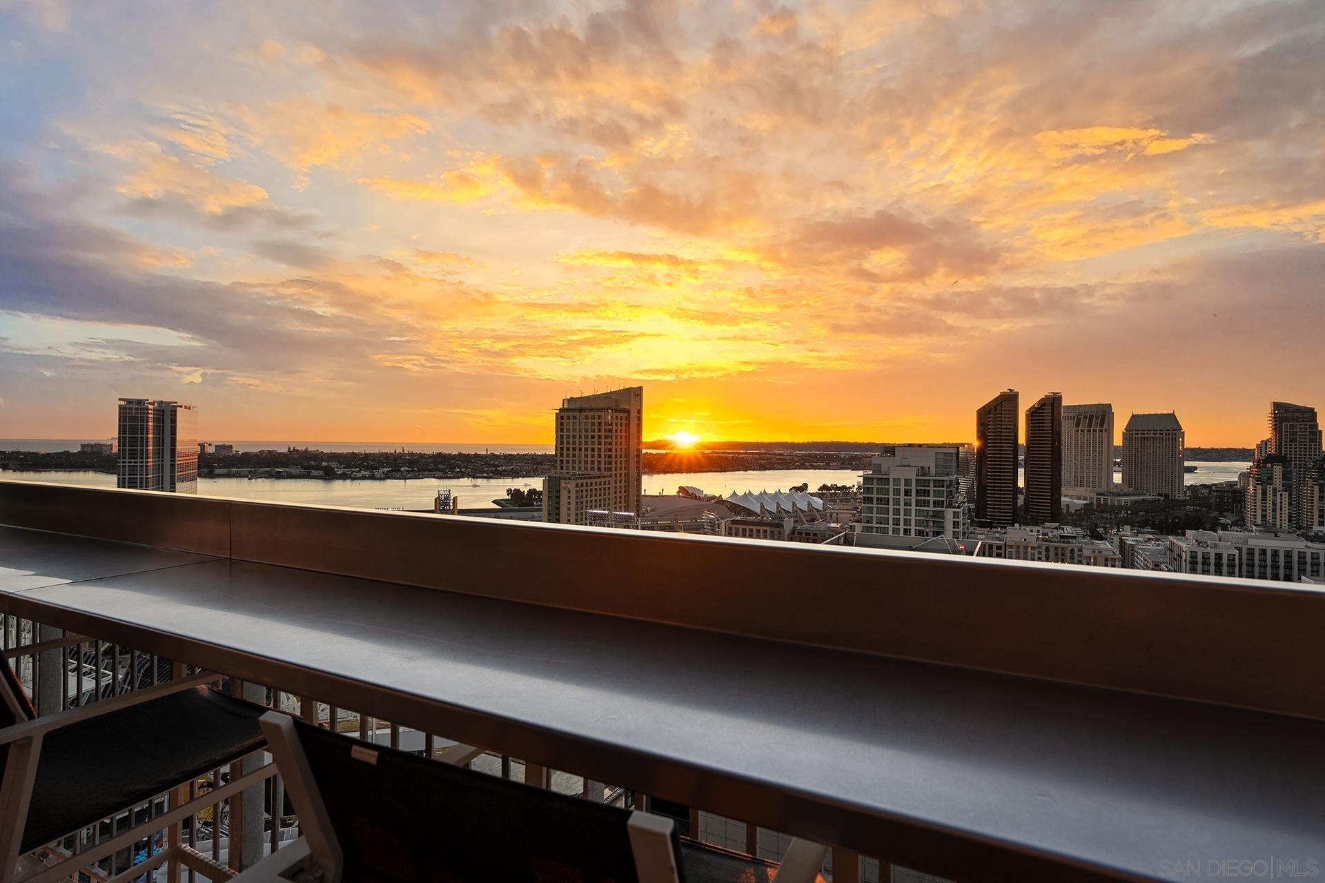 Detail Gallery Image 47 of 75 For 321  10th Ave  #2101,  San Diego,  CA 92101 - 2 Beds | 2 Baths