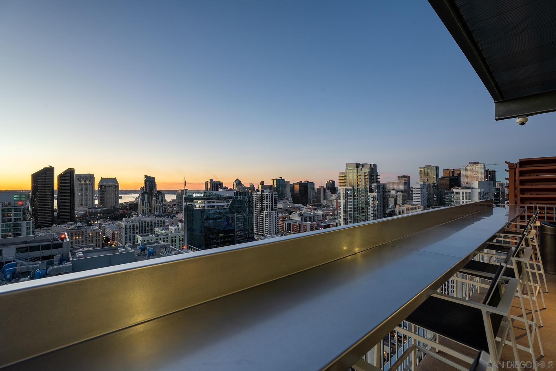 Detail Gallery Image 48 of 75 For 321  10th Ave  #2101,  San Diego,  CA 92101 - 2 Beds | 2 Baths