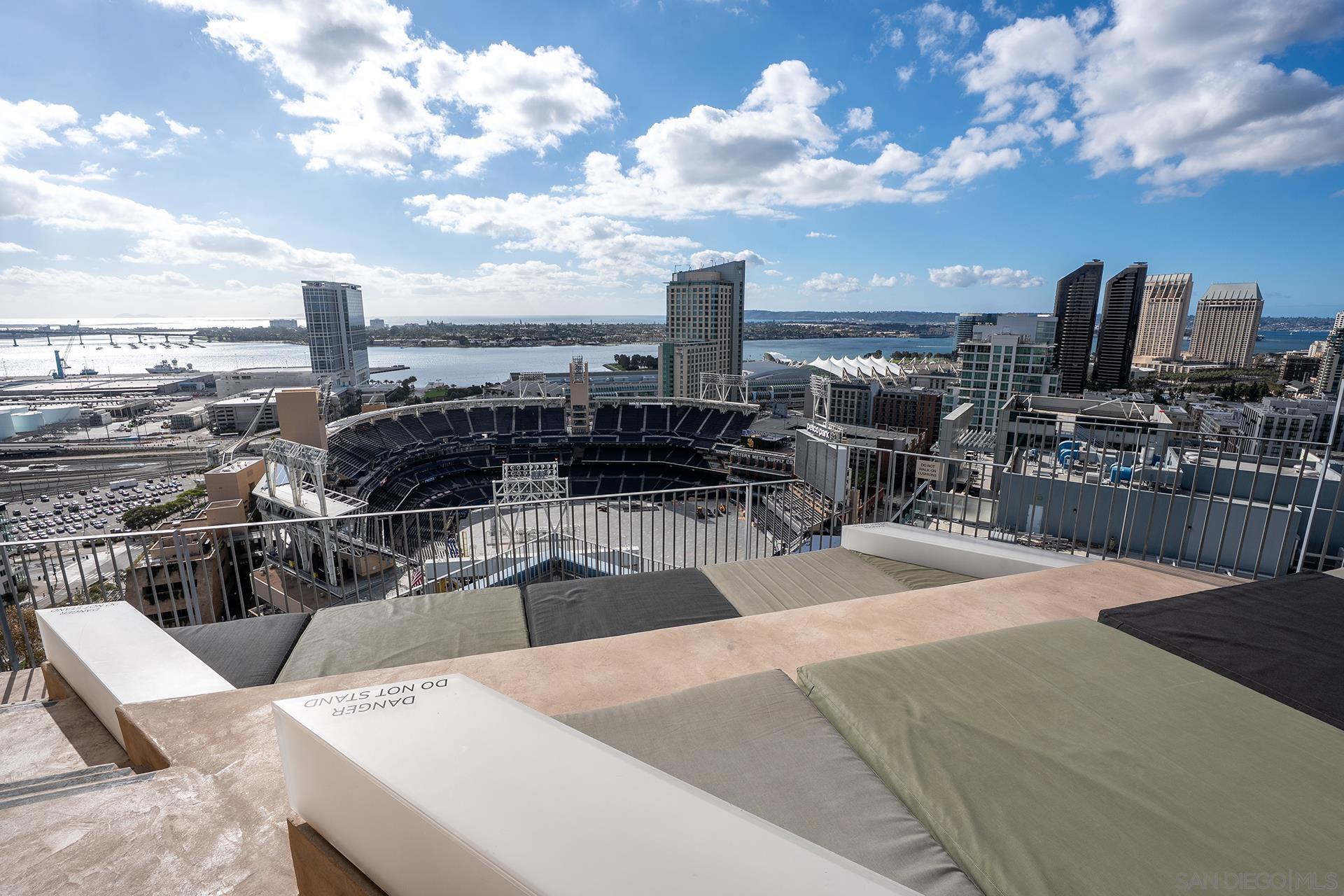 Detail Gallery Image 55 of 75 For 321  10th Ave  #2101,  San Diego,  CA 92101 - 2 Beds | 2 Baths