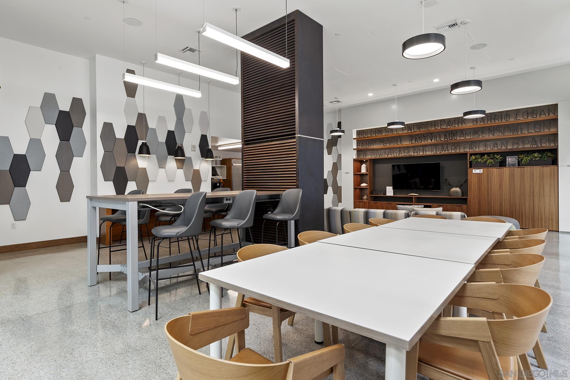 Detail Gallery Image 65 of 75 For 321  10th Ave  #2101,  San Diego,  CA 92101 - 2 Beds | 2 Baths