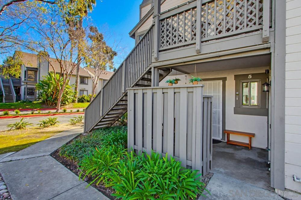 Front Image Thumbnail for SD260007082