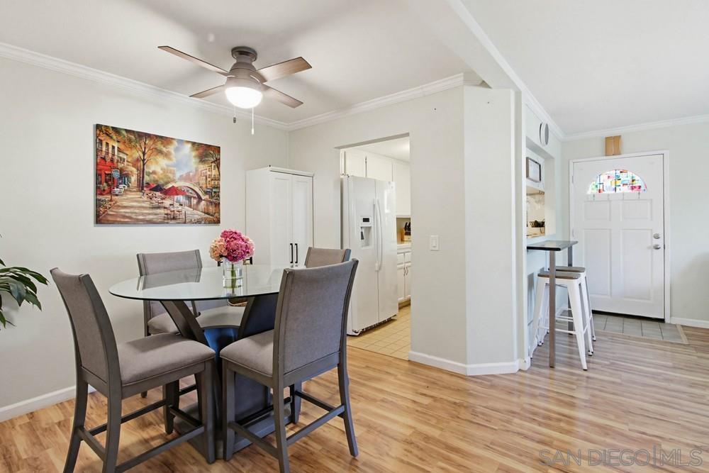 Detail Gallery Image 10 of 39 For 1953  Wellington Lane  #5,  Vista,  CA 92081 - 2 Beds | 1/1 Baths