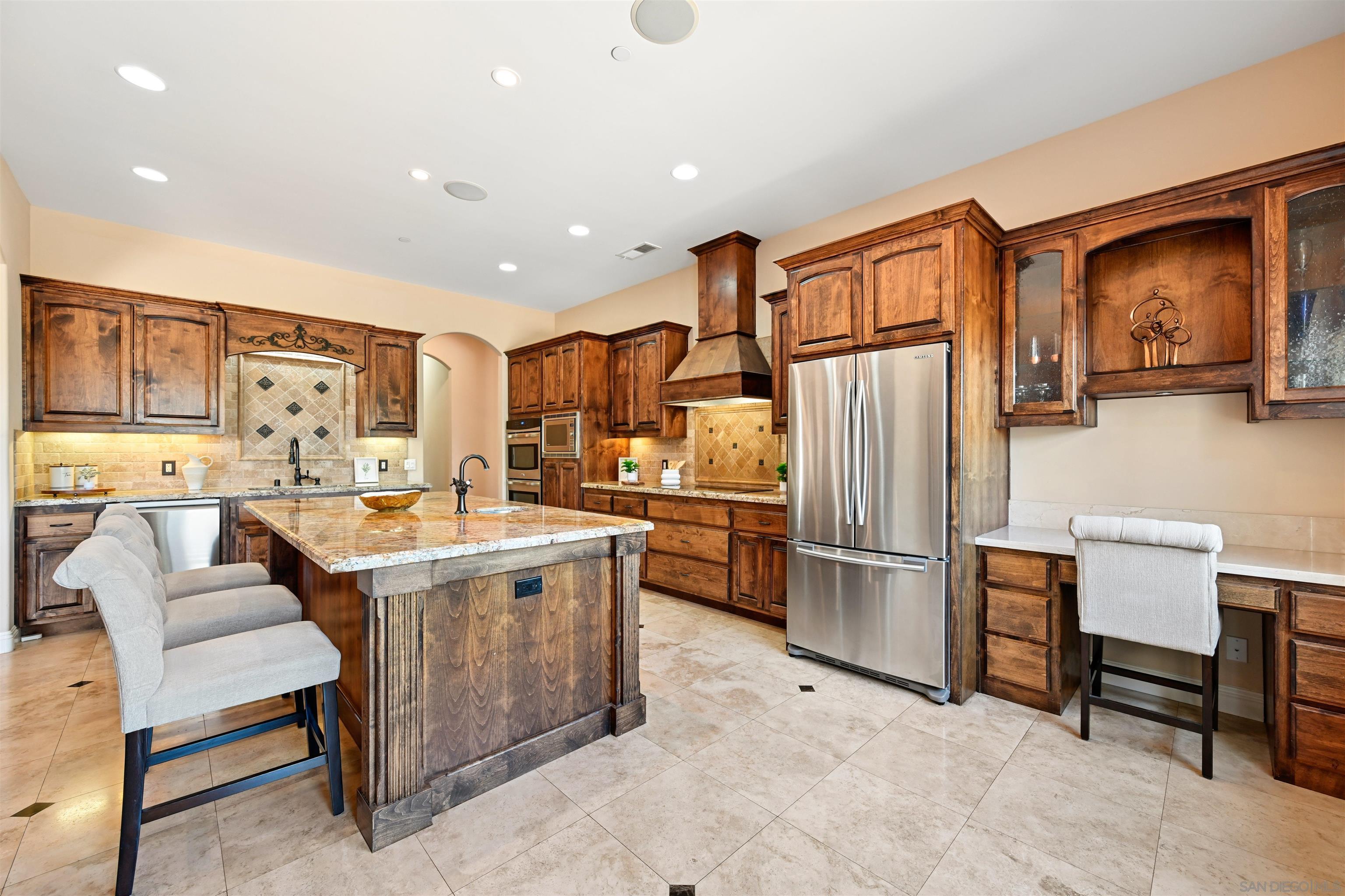 Detail Gallery Image 13 of 42 For 17660  Saint Andrews, Poway,  CA 92064 - 4 Beds | 3/1 Baths