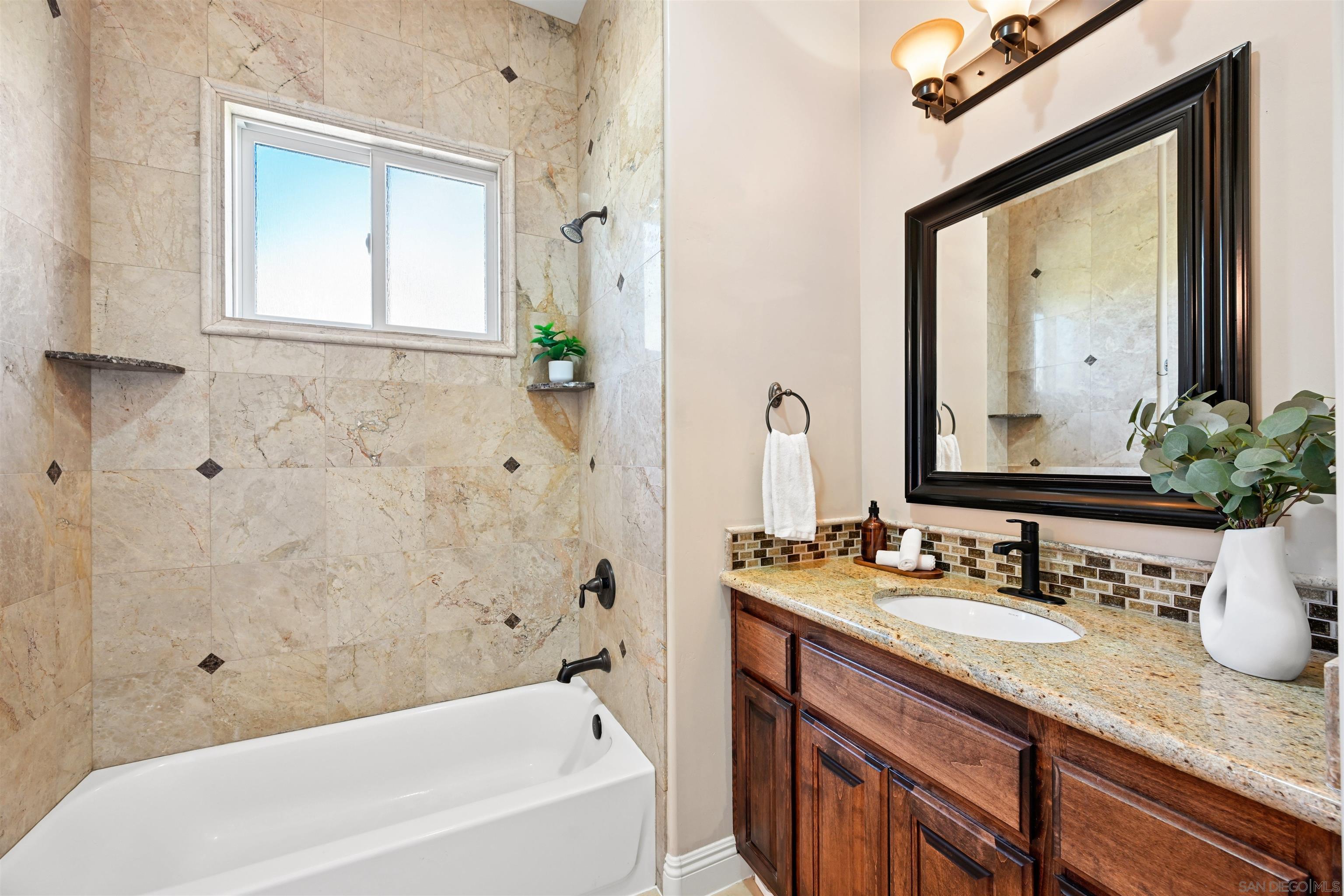 Detail Gallery Image 25 of 42 For 17660  Saint Andrews, Poway,  CA 92064 - 4 Beds | 3/1 Baths