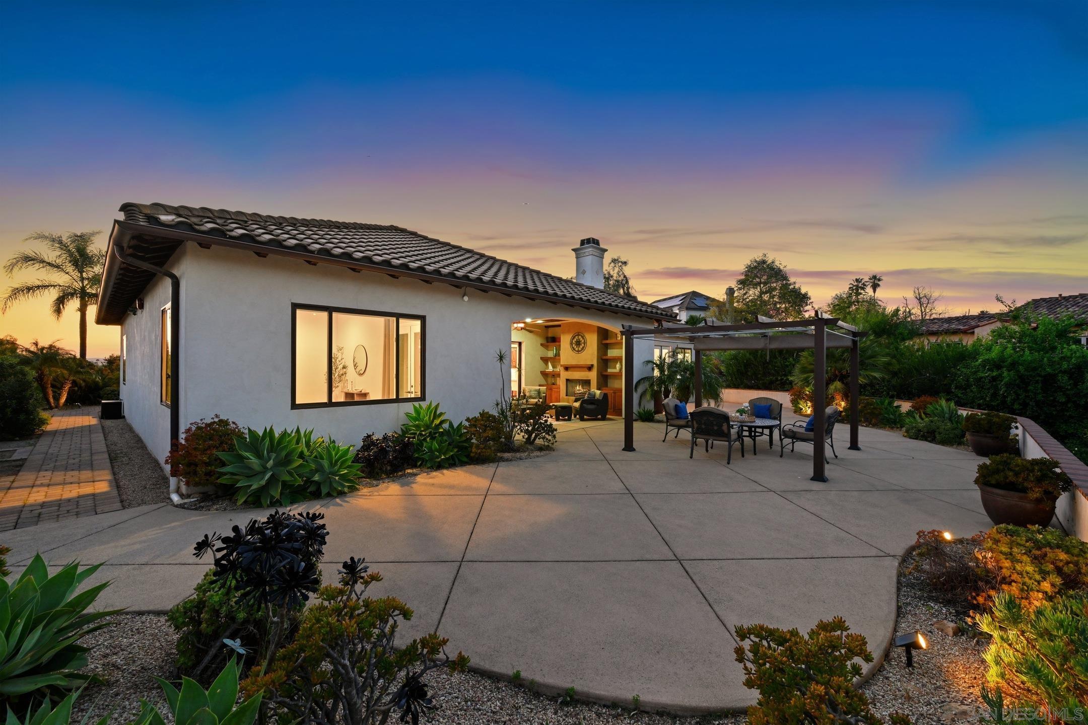 Detail Gallery Image 29 of 42 For 17660  Saint Andrews, Poway,  CA 92064 - 4 Beds | 3/1 Baths