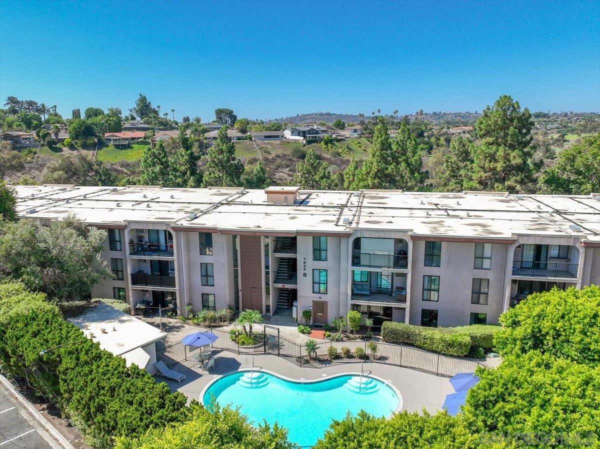 Detail Gallery Image 2 of 37 For 7835  Cowles Mountain Ct  #B38,  San Diego,  CA 92119 - 2 Beds | 2 Baths