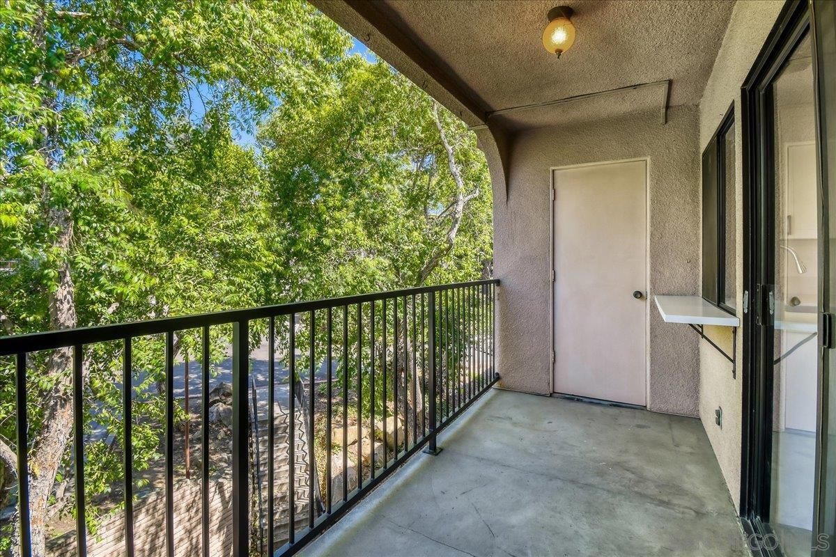 Detail Gallery Image 22 of 37 For 7835  Cowles Mountain Ct  #B38,  San Diego,  CA 92119 - 2 Beds | 2 Baths