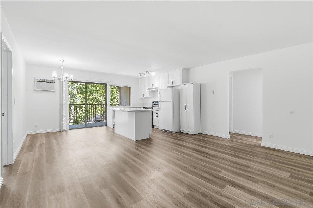 Detail Gallery Image 5 of 37 For 7835  Cowles Mountain Ct  #B38,  San Diego,  CA 92119 - 2 Beds | 2 Baths